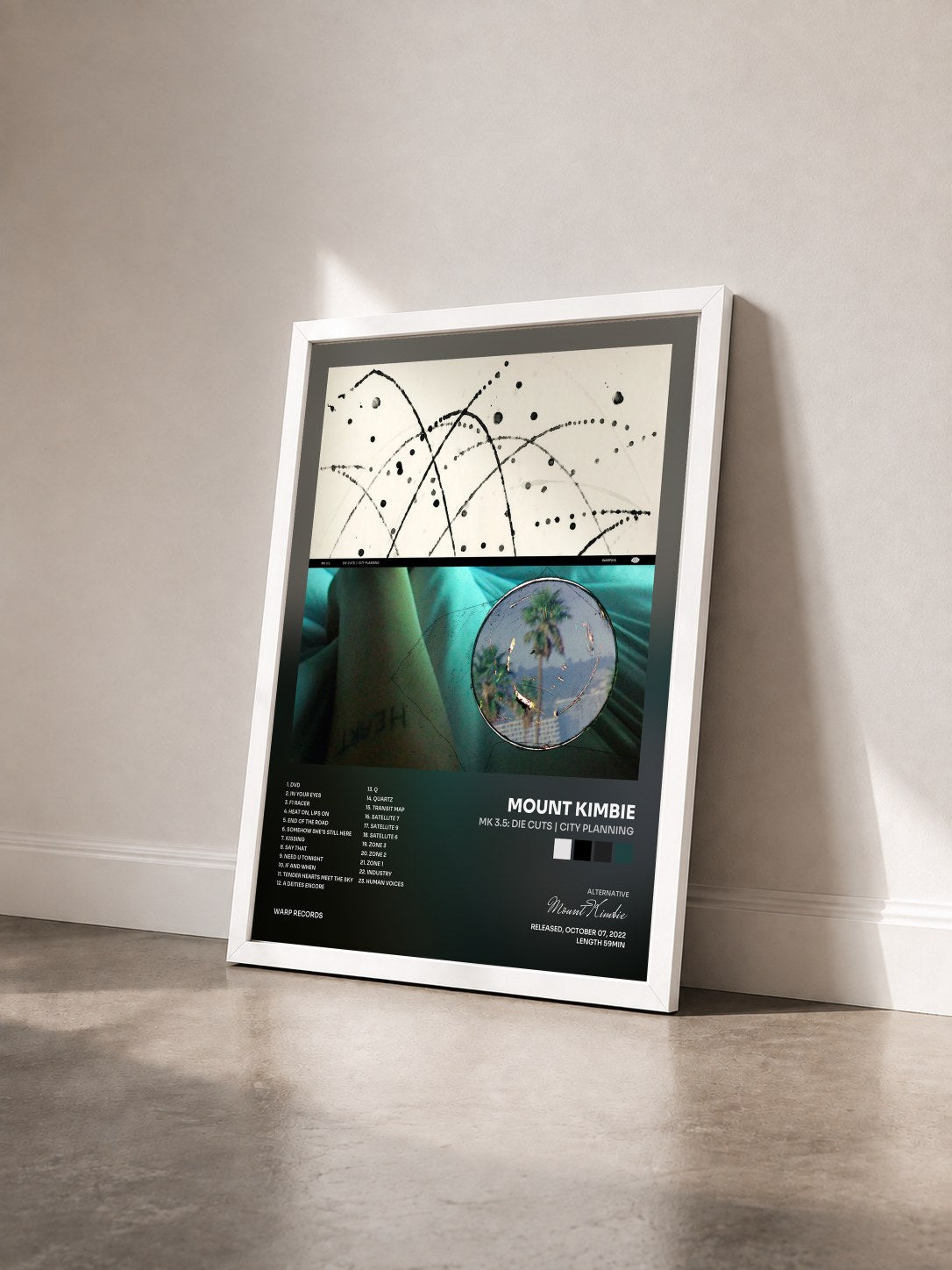 #blanc Tableau de l'album MK 3.5: Die Cuts | City Planning de Mount Kimbie vu de trois quarts, cadre blanc