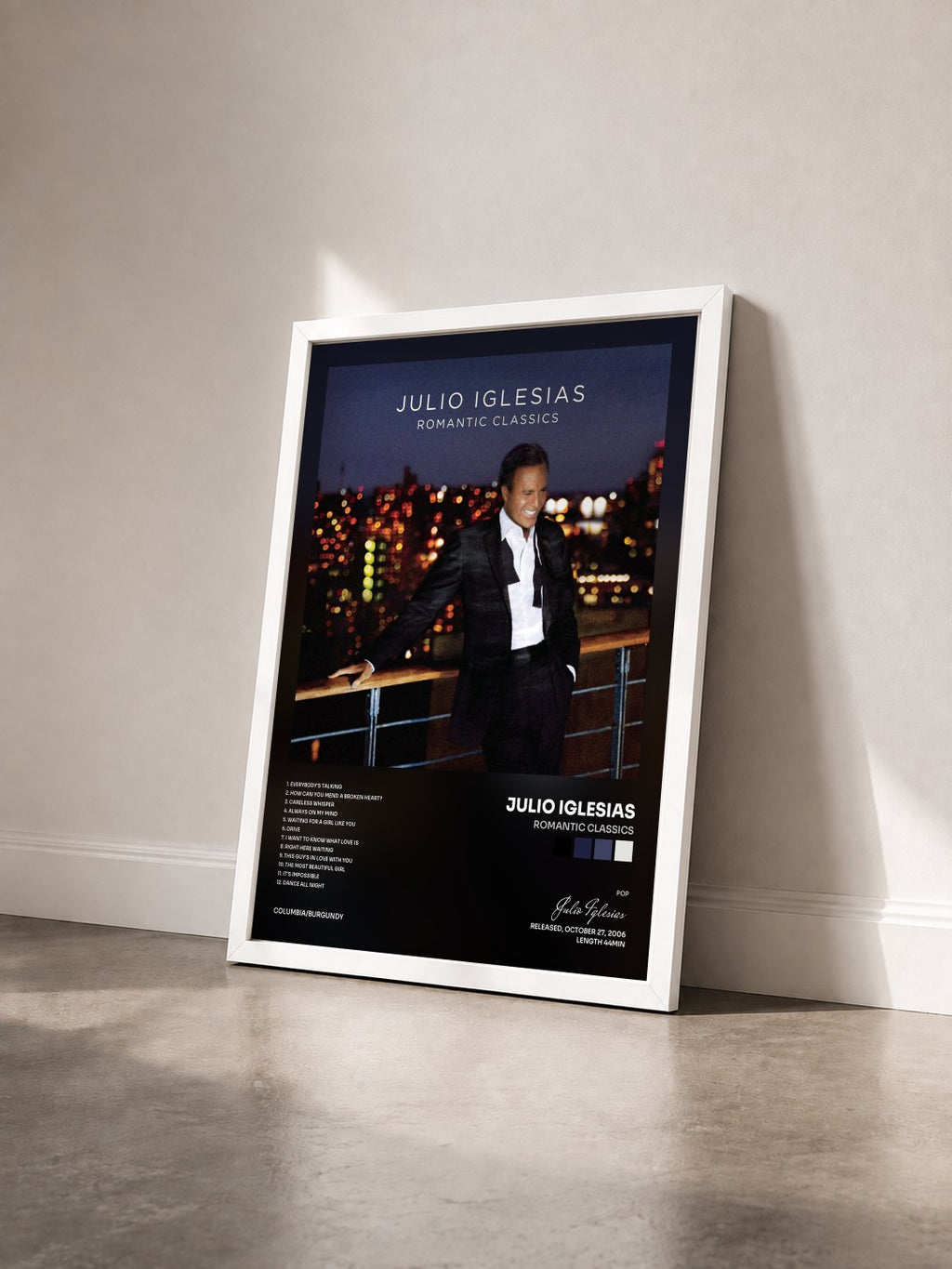 #blanc Tableau de l'album Romantic Classics de Julio Iglesias vu de trois quarts, cadre blanc