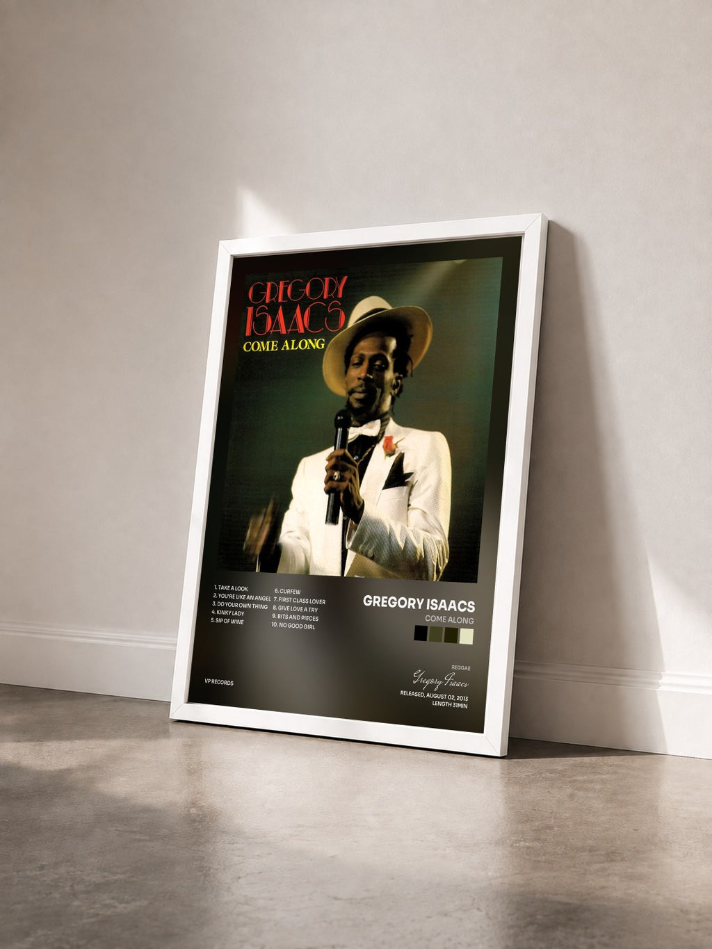 #blanc Tableau de l'album Come Along de Gregory Isaacs vu de trois quarts, cadre blanc