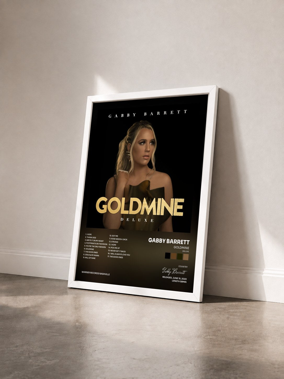 #blanc Tableau de l'album Goldmine (Deluxe) de Gabby Barrett vu de trois quarts, cadre blanc