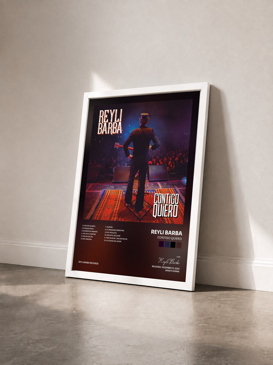 #blanc Tableau de l'album Contigo Quiero de Reyli Barba vu de trois quarts, cadre blanc