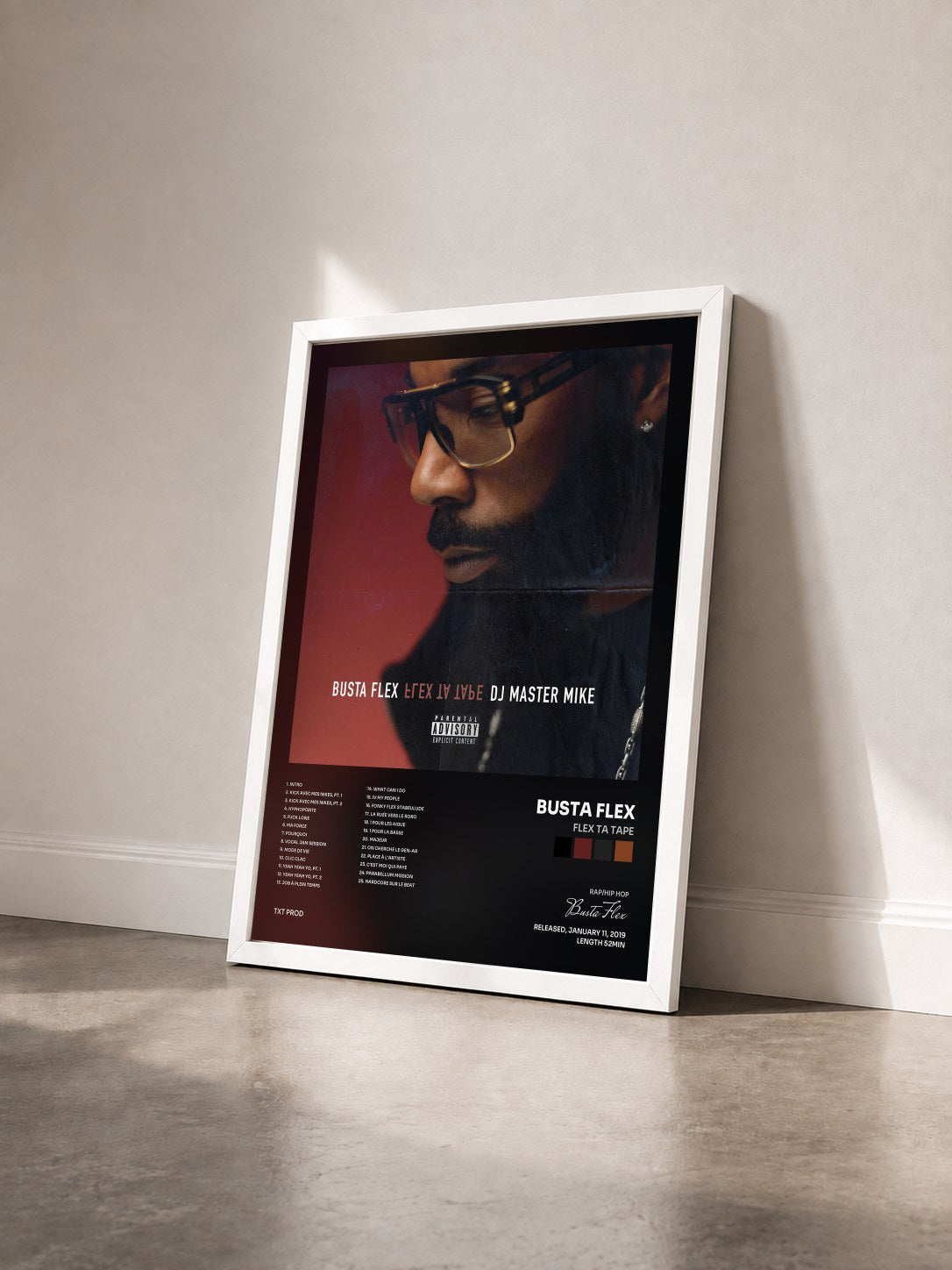 #blanc Tableau de l'album Flex Ta Tape de Busta Flex vu de trois quarts, cadre blanc