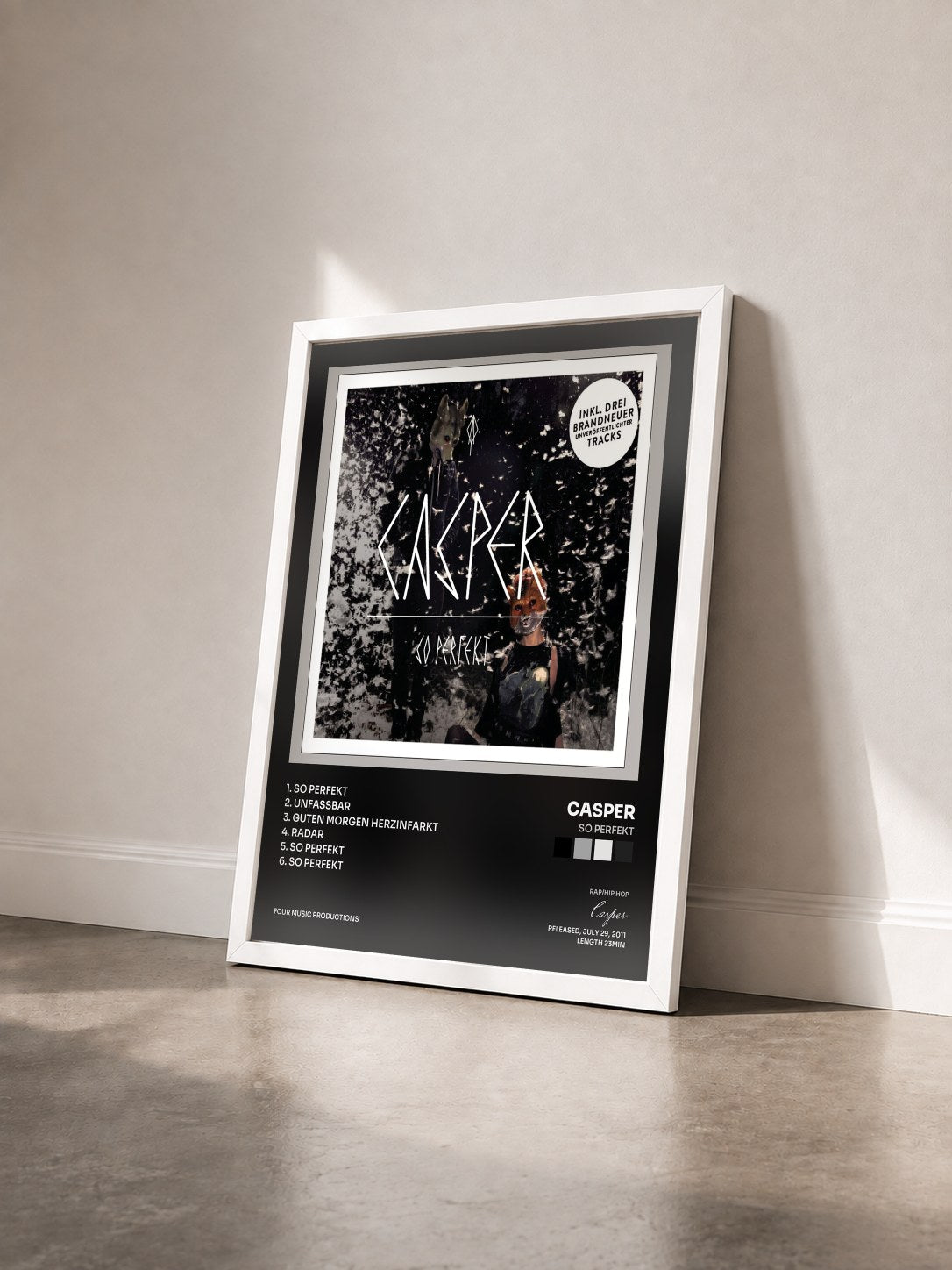 #blanc Tableau de l'album So Perfekt de Casper vu de trois quarts, cadre blanc