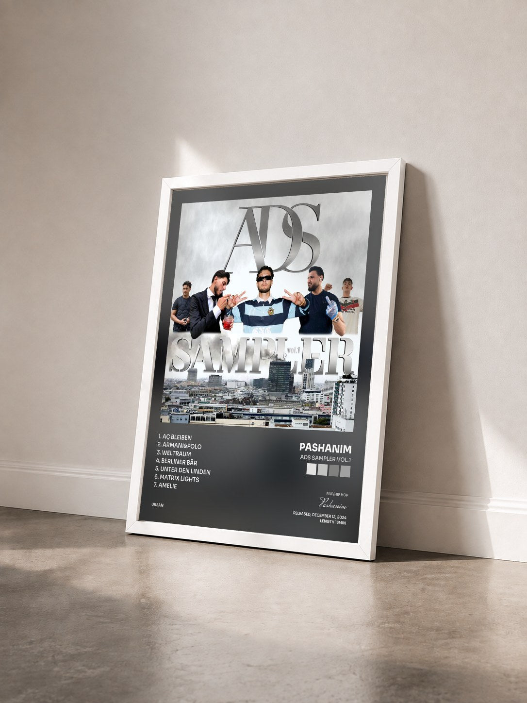 #blanc Tableau de l'album ADS Sampler vol.1 de Pashanim vu de trois quarts, cadre blanc