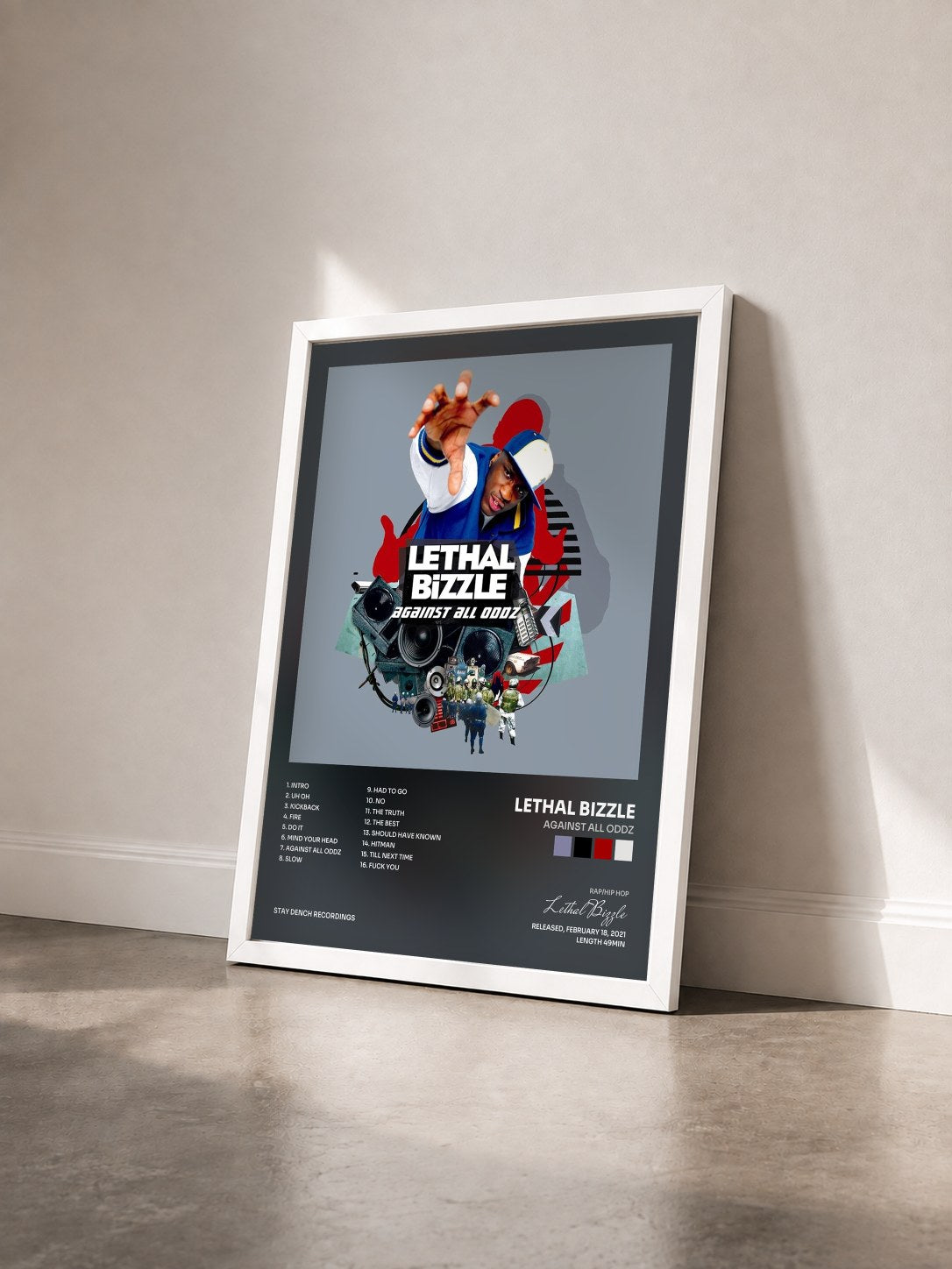 #blanc Tableau de l'album Against All Oddz de Lethal Bizzle vu de trois quarts, cadre blanc