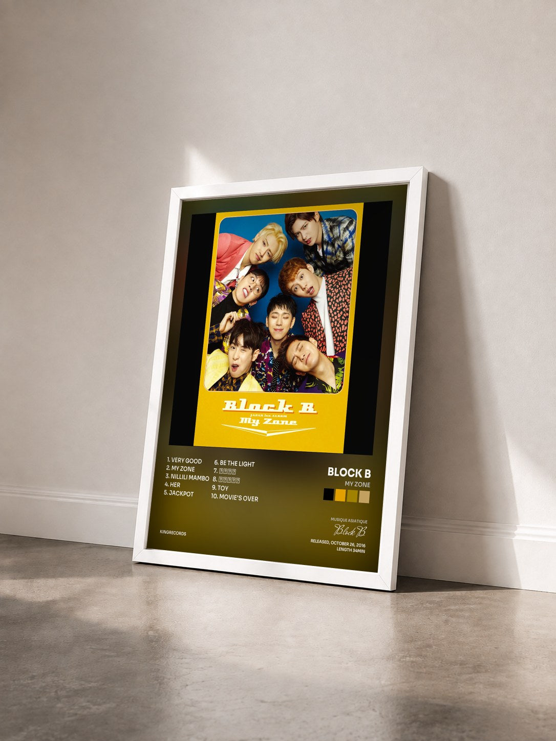 #blanc Tableau de l'album My Zone de Block B vu de trois quarts, cadre blanc