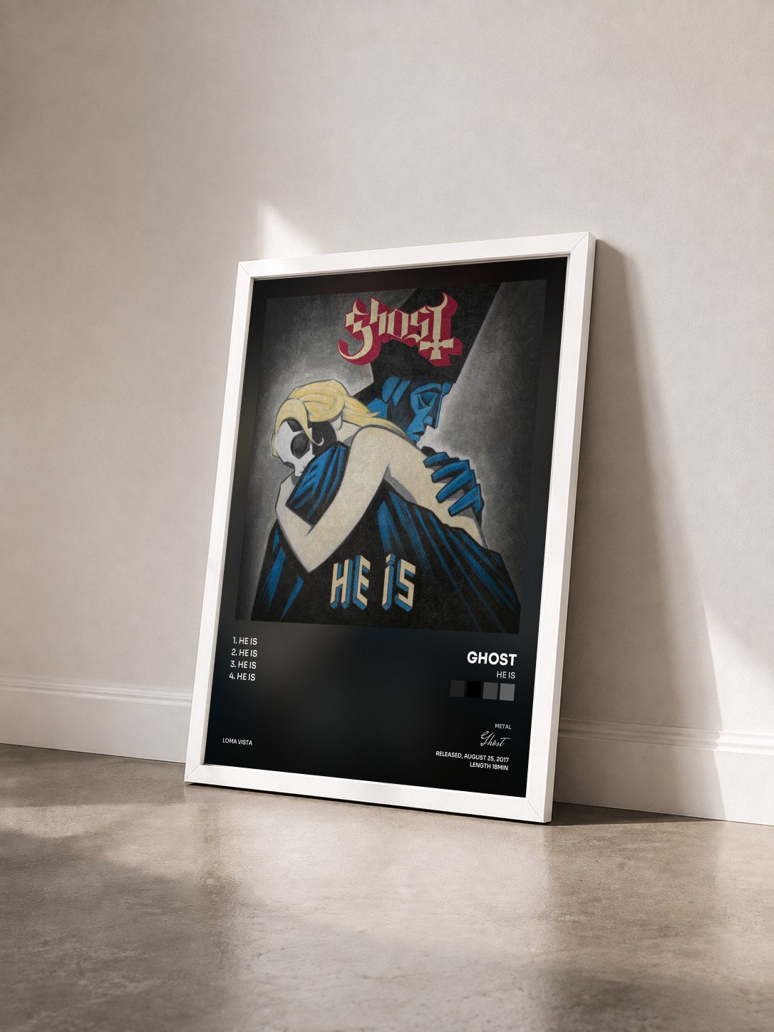 #blanc Tableau de l'album He Is de Ghost vu de trois quarts, cadre blanc