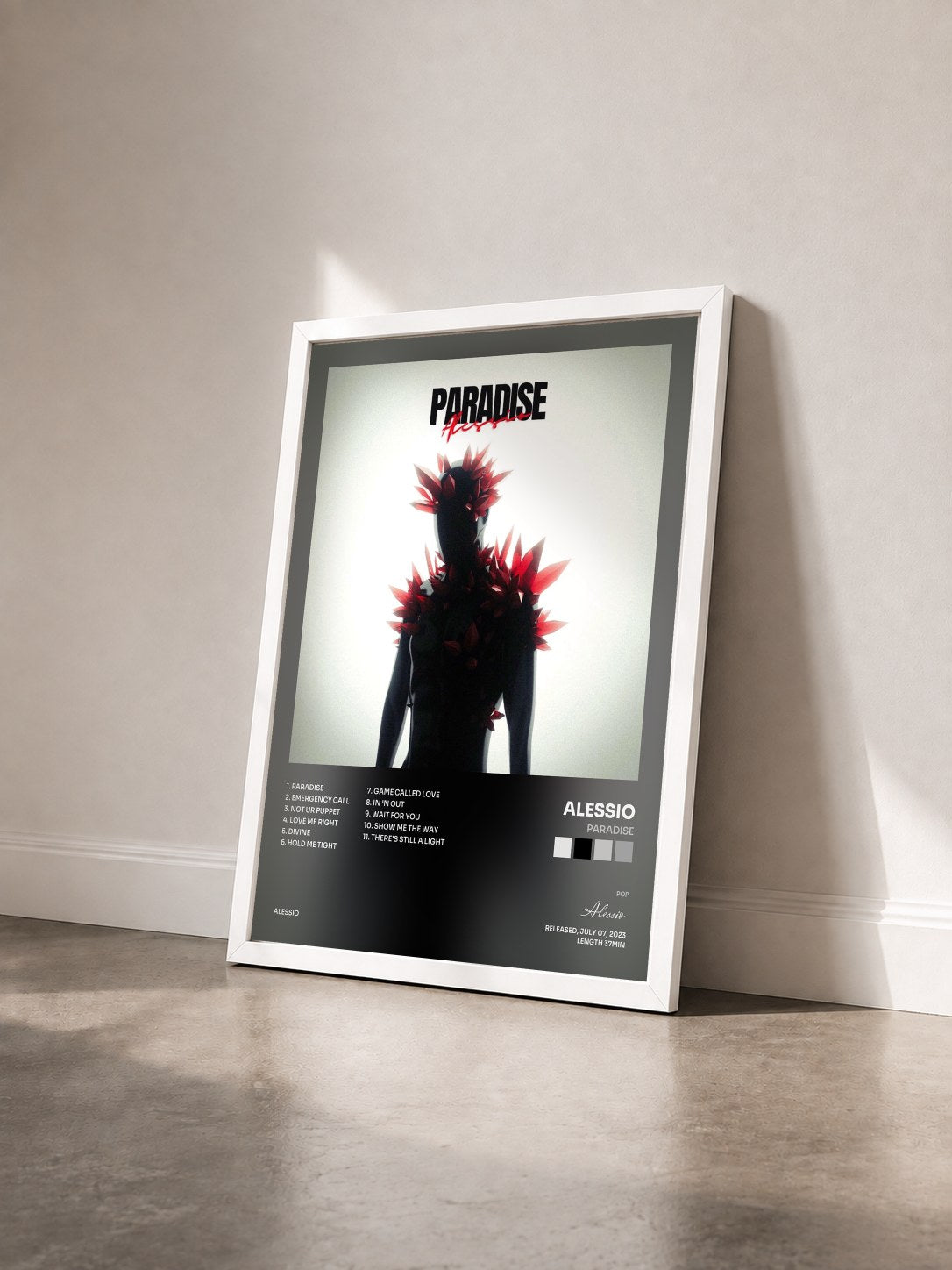 #blanc Tableau de l'album PARADISE de Alessio vu de trois quarts, cadre blanc