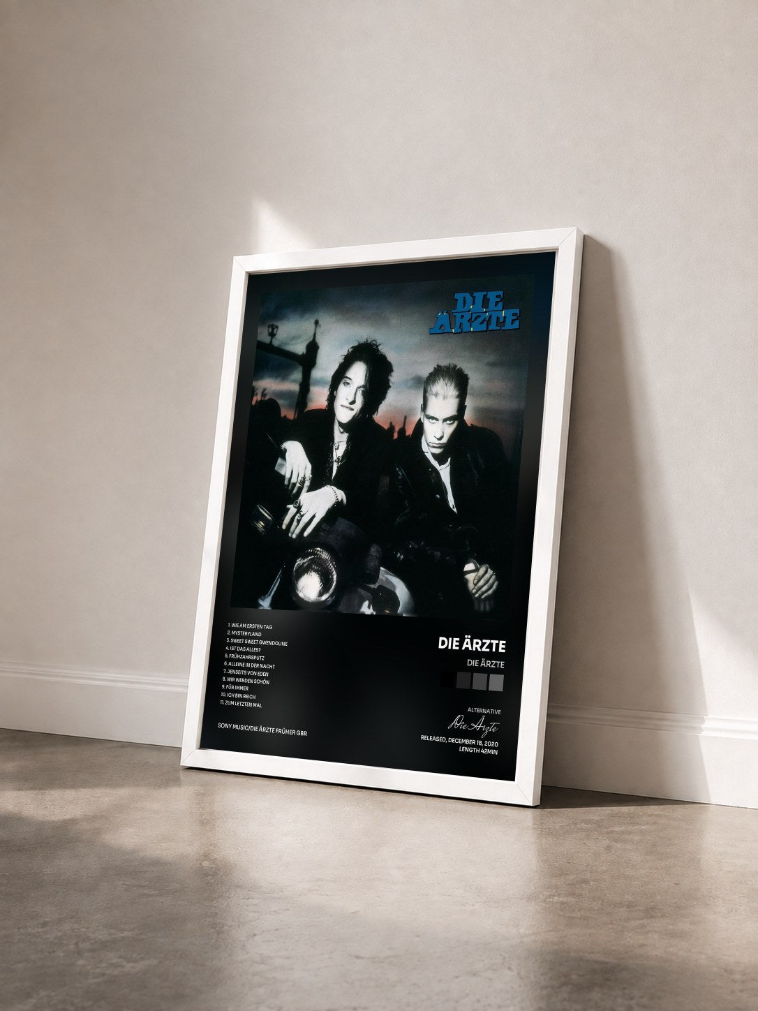 #blanc Tableau de l'album Die Ärzte de Die Ärzte vu de trois quarts, cadre blanc