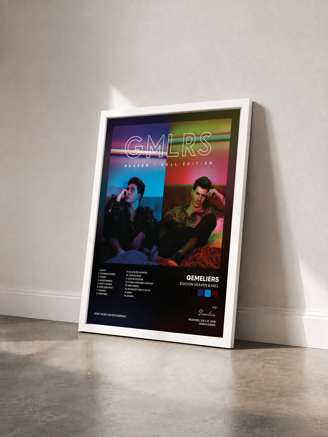 #blanc Tableau de l'album Edición HEAVEN & HELL de Gemeliers vu de trois quarts, cadre blanc