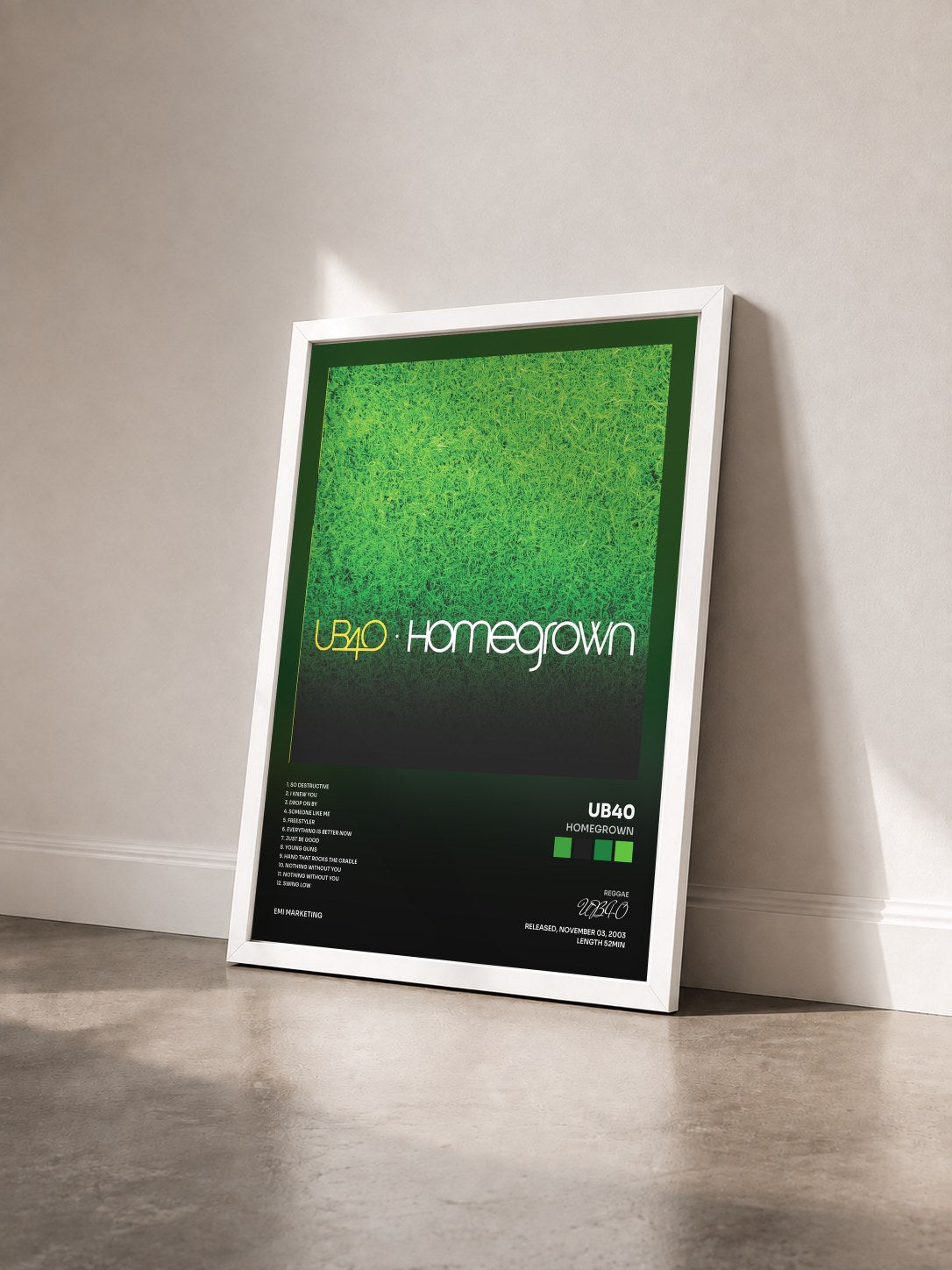 #blanc Tableau de l'album Homegrown de UB40 vu de trois quarts, cadre blanc