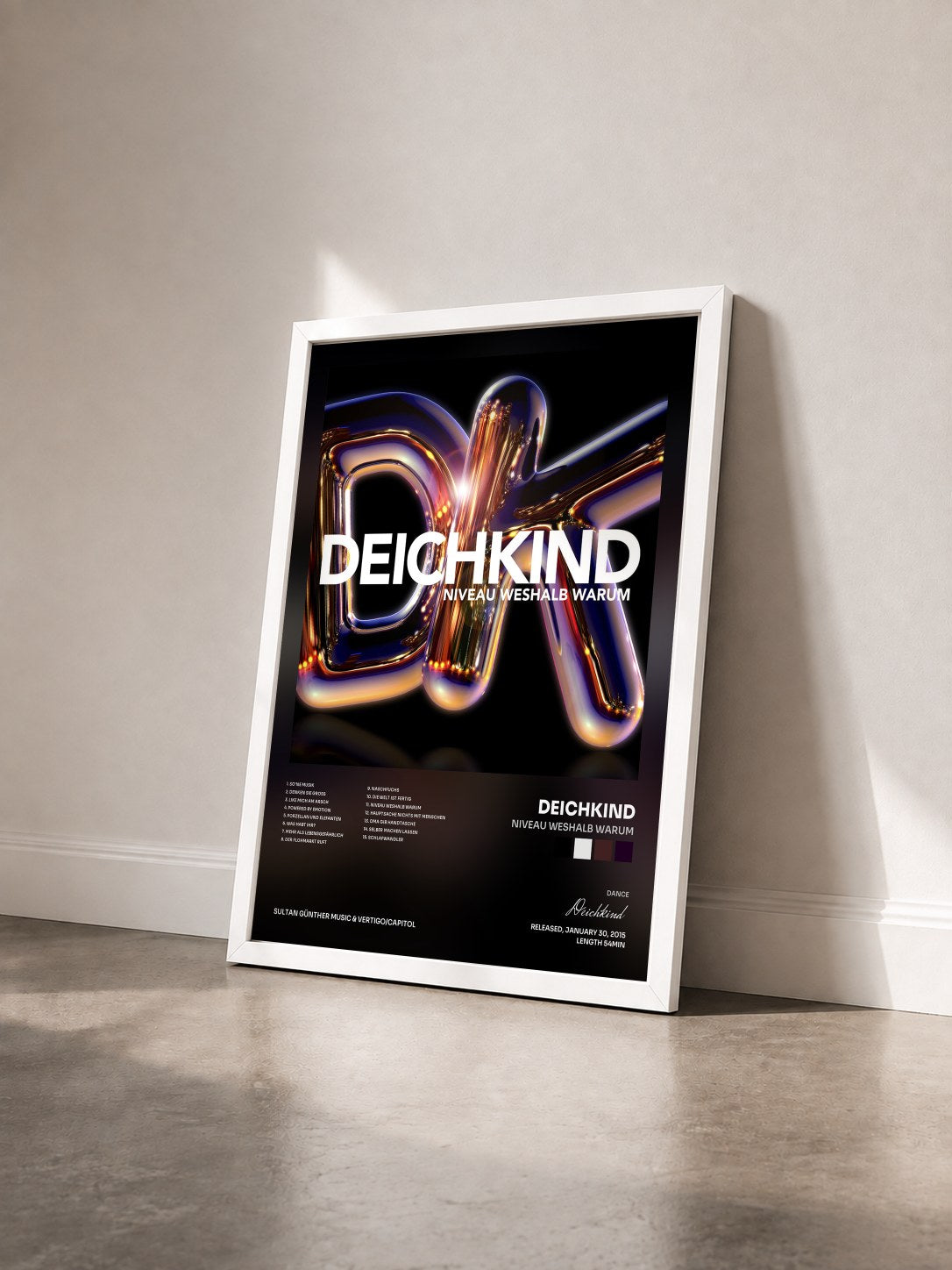 #blanc Tableau de l'album Niveau Weshalb Warum de Deichkind vu de trois quarts, cadre blanc