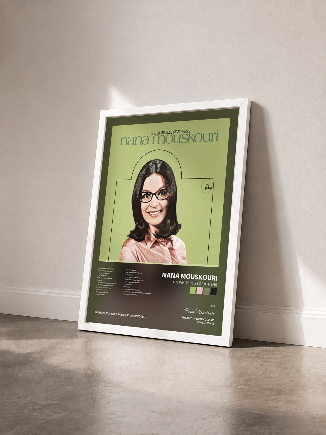 #blanc Tableau de l'album The White Rose Of Athens de Nana Mouskouri vu de trois quarts, cadre blanc