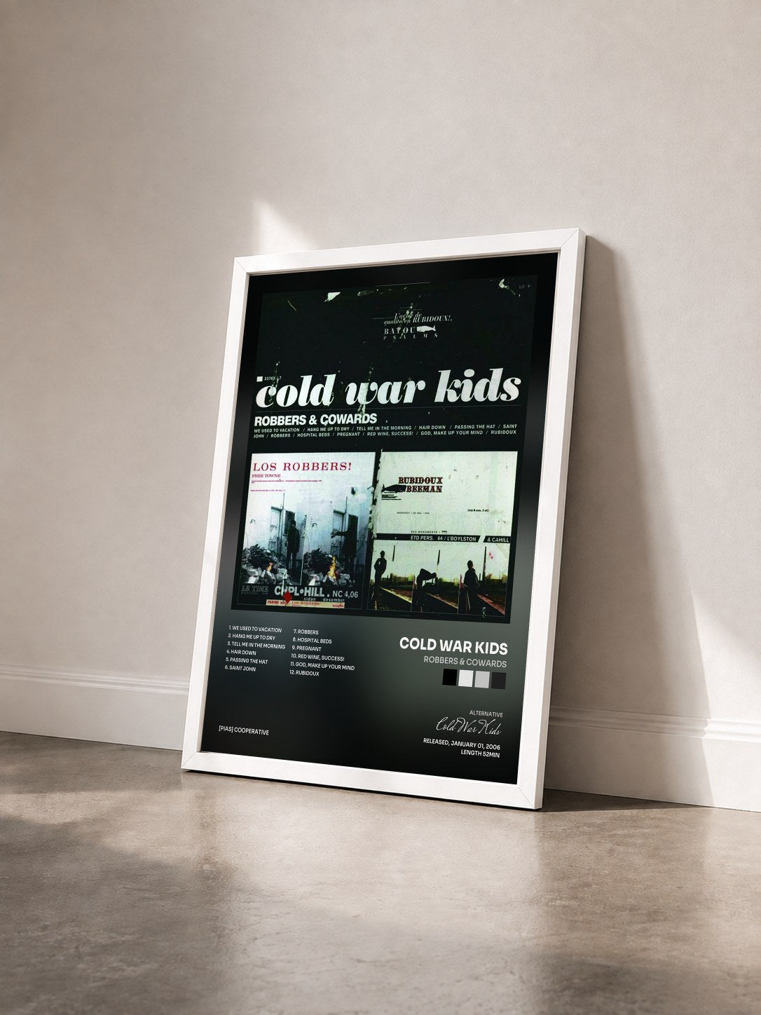 #blanc Tableau de l'album Robbers & Cowards de Cold War Kids vu de trois quarts, cadre blanc