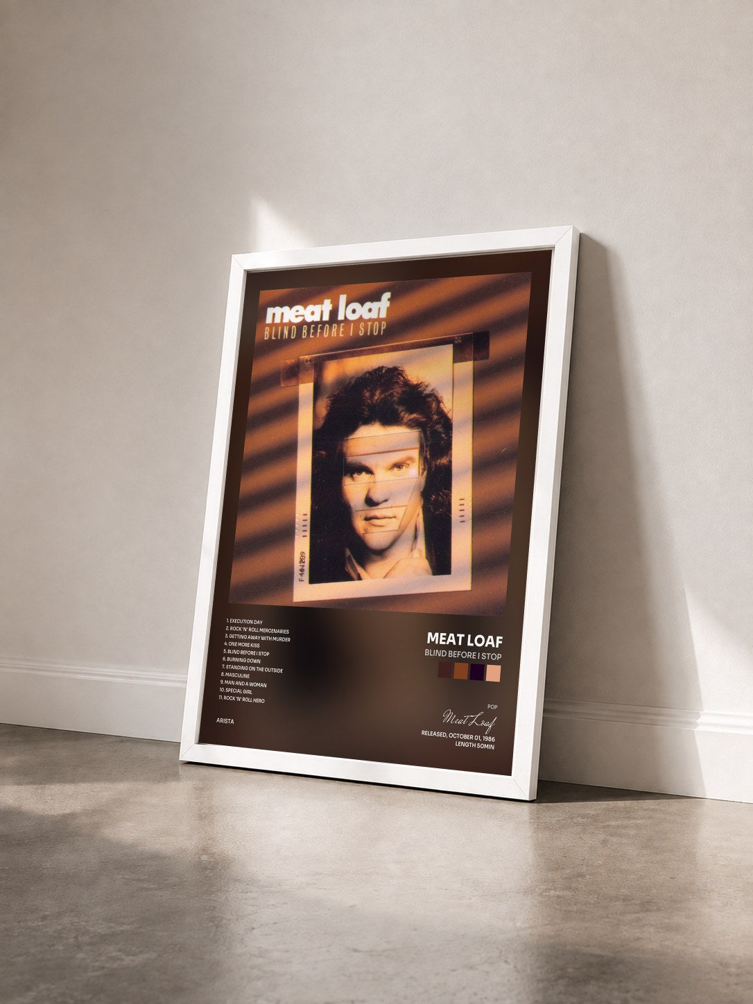 #blanc Tableau de l'album Blind Before I Stop de Meat Loaf vu de trois quarts, cadre blanc