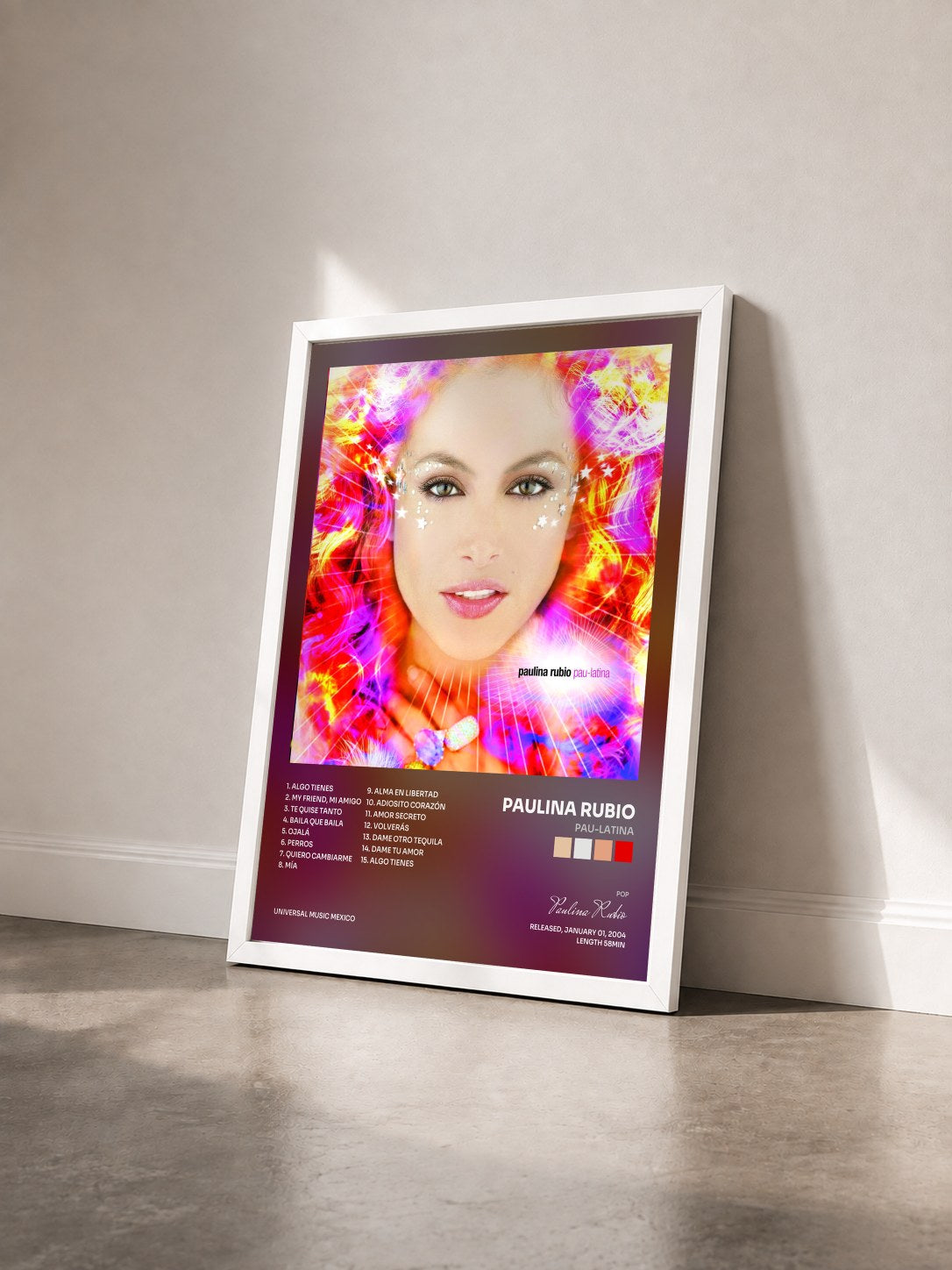 #blanc Tableau de l'album Pau-Latina de Paulina Rubio vu de trois quarts, cadre blanc