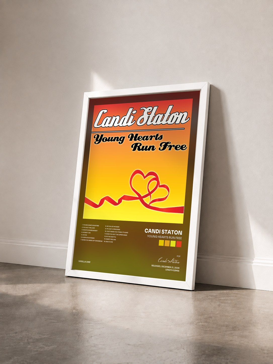 #blanc Tableau de l'album Young Hearts Run Free de Candi Staton vu de trois quarts, cadre blanc