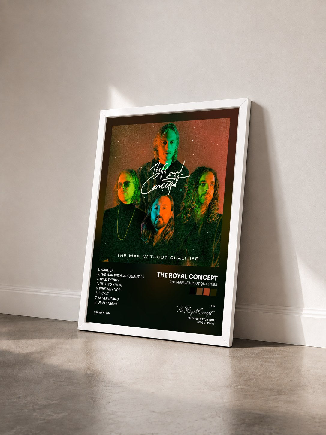 #blanc Tableau de l'album The Man Without Qualities de The Royal Concept vu de trois quarts, cadre blanc