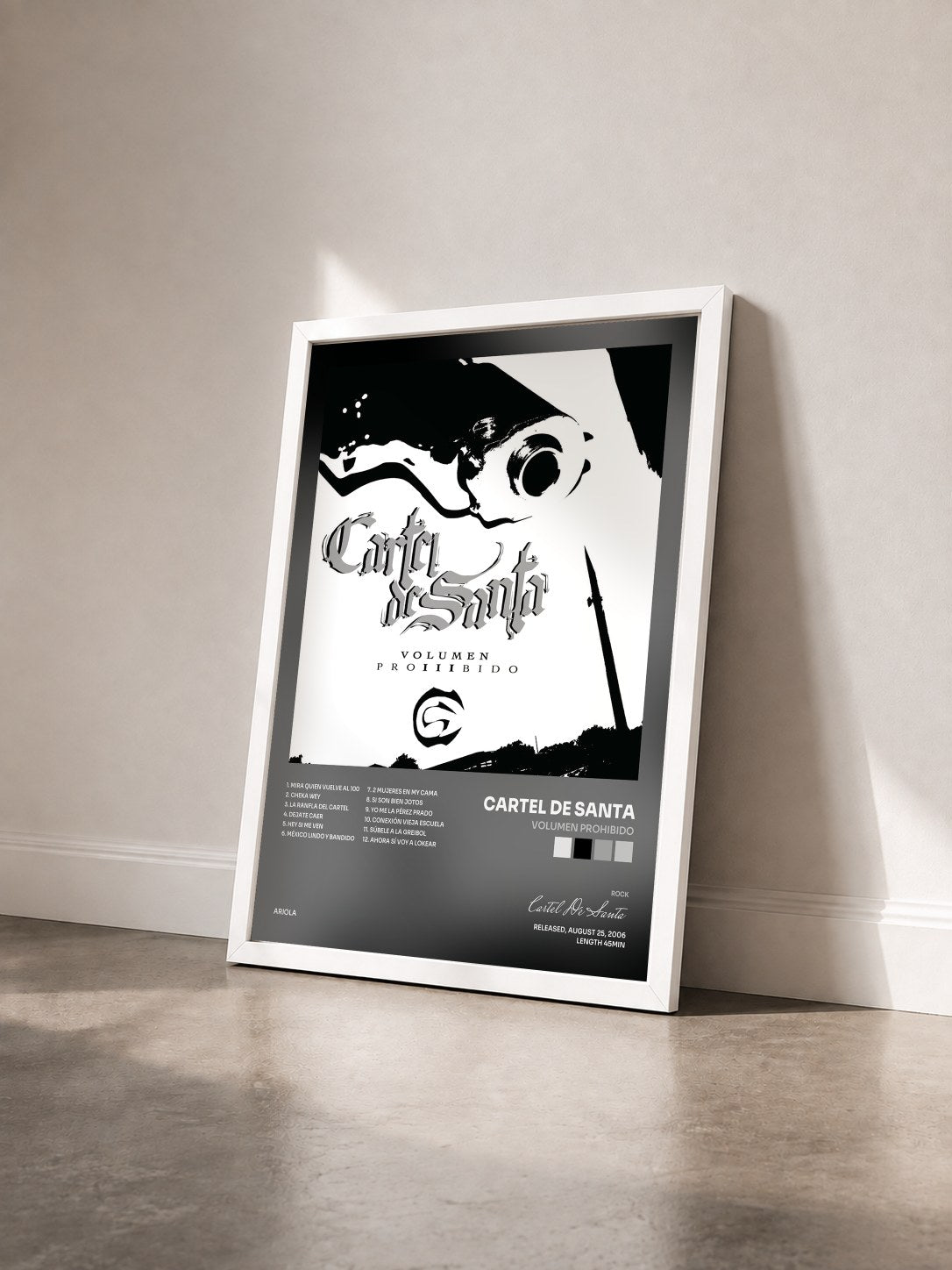 #blanc Tableau de l'album Volumen Prohibido de Cartel De Santa vu de trois quarts, cadre blanc