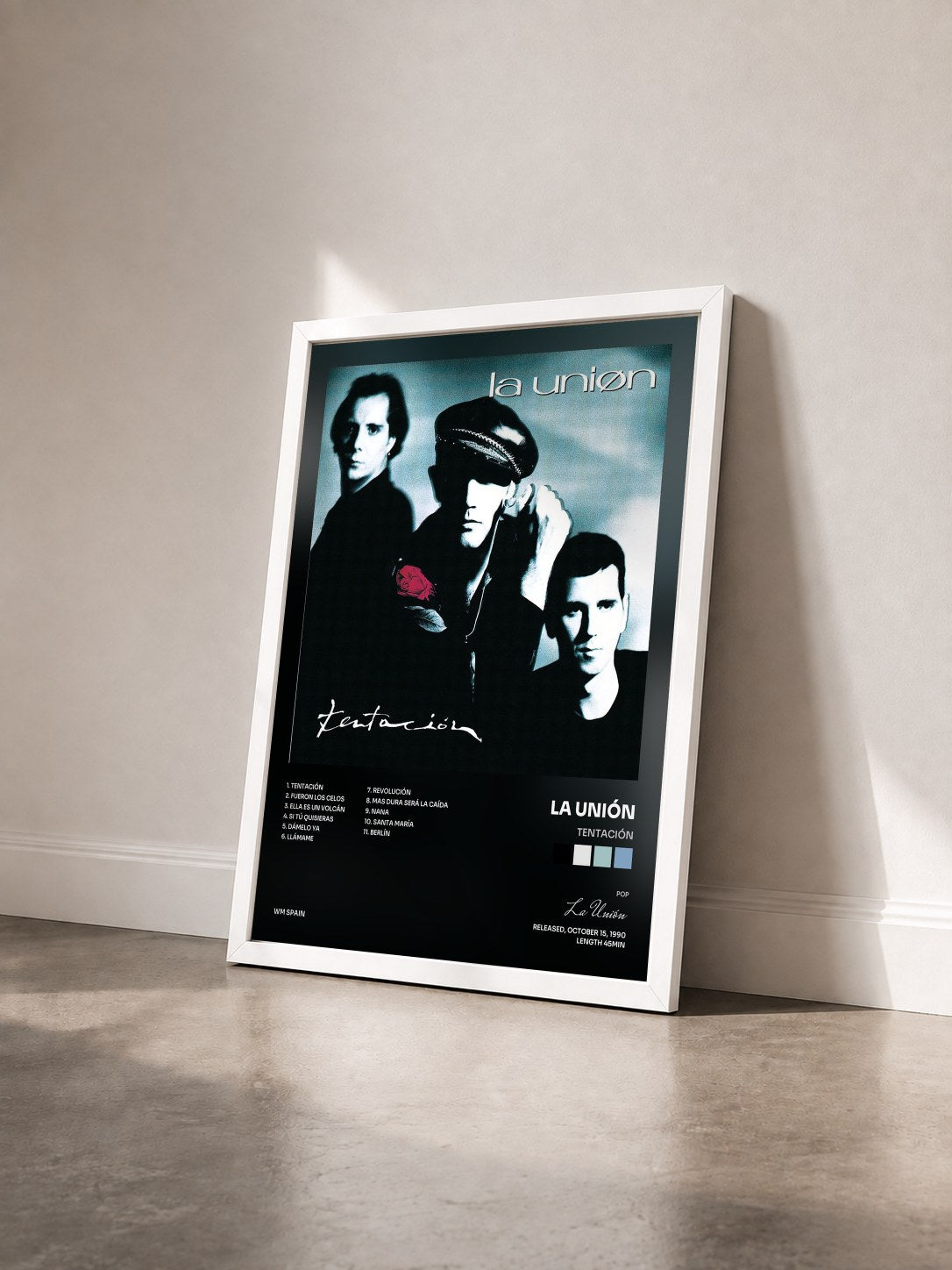 #blanc Tableau de l'album Tentación de La Unión vu de trois quarts, cadre blanc
