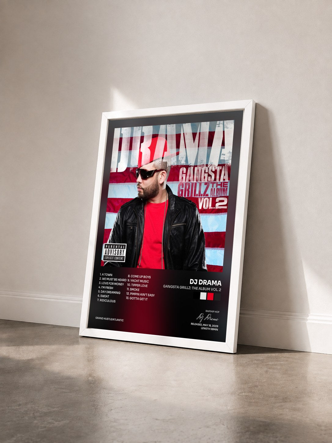 #blanc Tableau de l'album Gangsta Grillz: The Album Vol. 2 de Dj Drama vu de trois quarts, cadre blanc