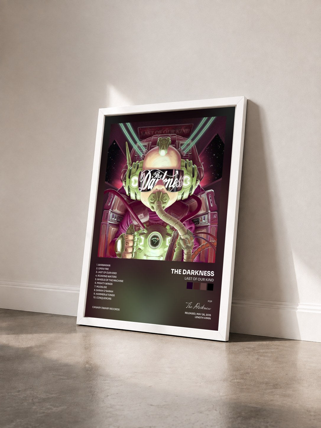 #blanc Tableau de l'album Last of Our Kind de The Darkness vu de trois quarts, cadre blanc