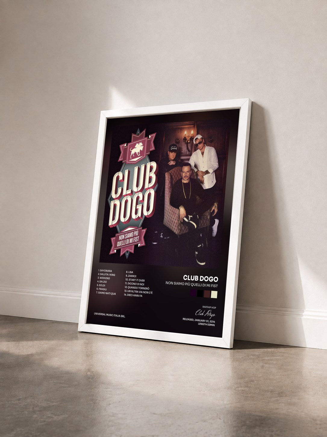 #blanc Tableau de l'album Non Siamo Più Quelli Di Mi Fist de Club Dogo vu de trois quarts, cadre blanc