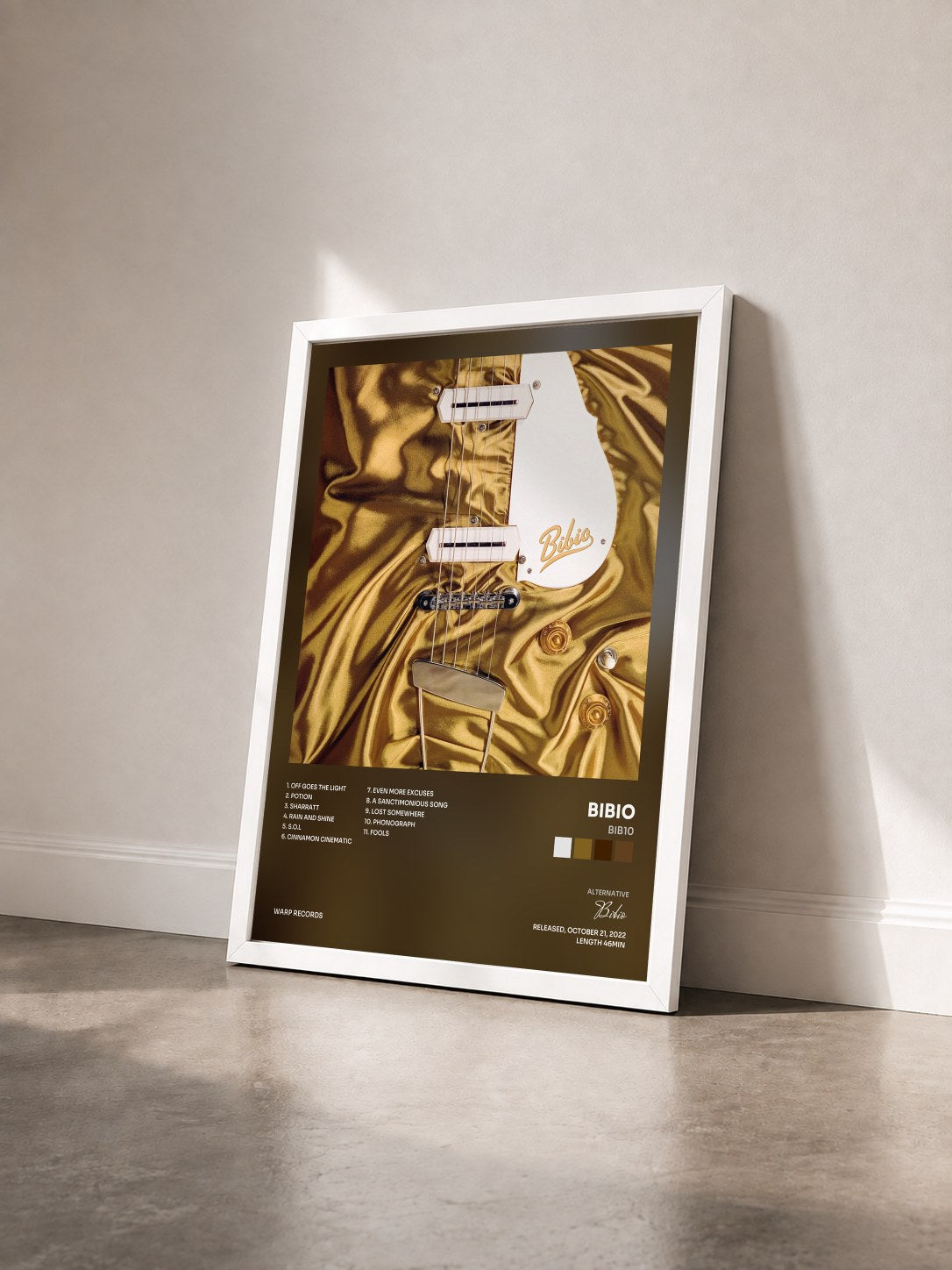 #blanc Tableau de l'album BIB10 de Bibio vu de trois quarts, cadre blanc