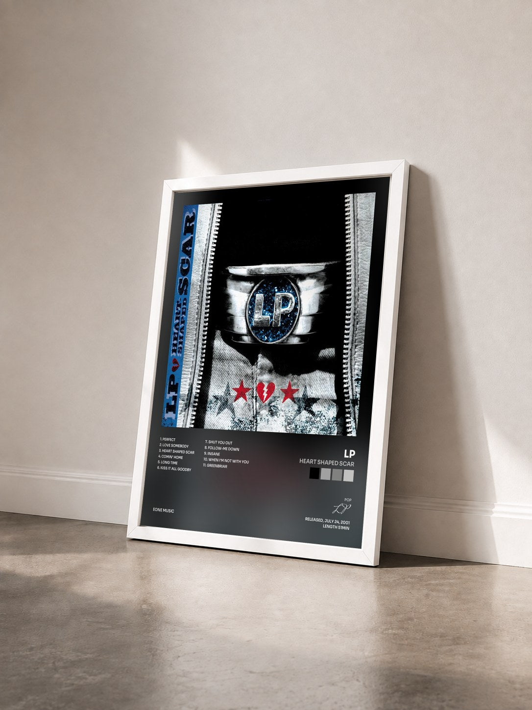 #blanc Tableau de l'album Heart Shaped Scar de LP vu de trois quarts, cadre blanc