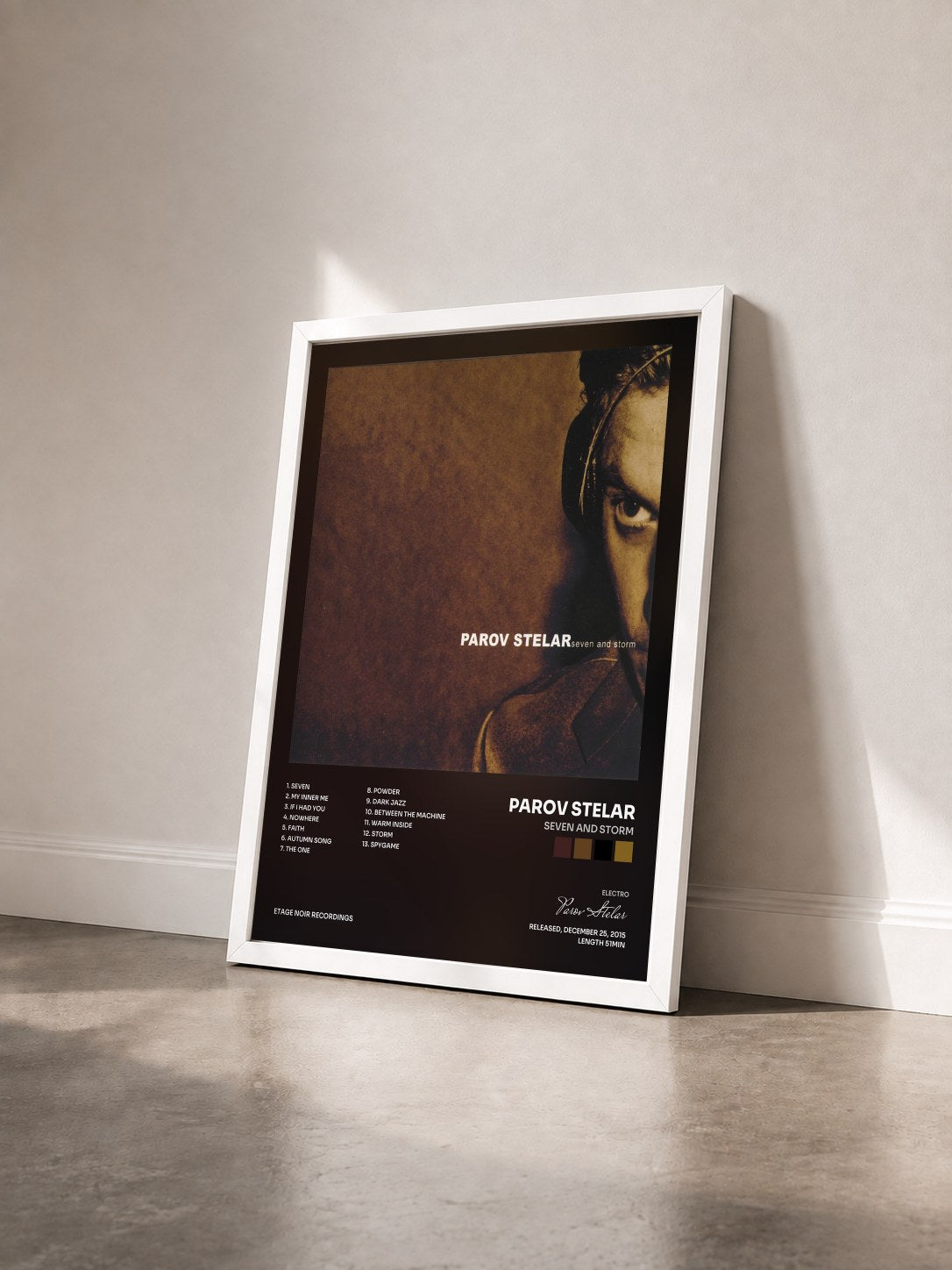 #blanc Tableau de l'album Seven and Storm de Parov Stelar vu de trois quarts, cadre blanc