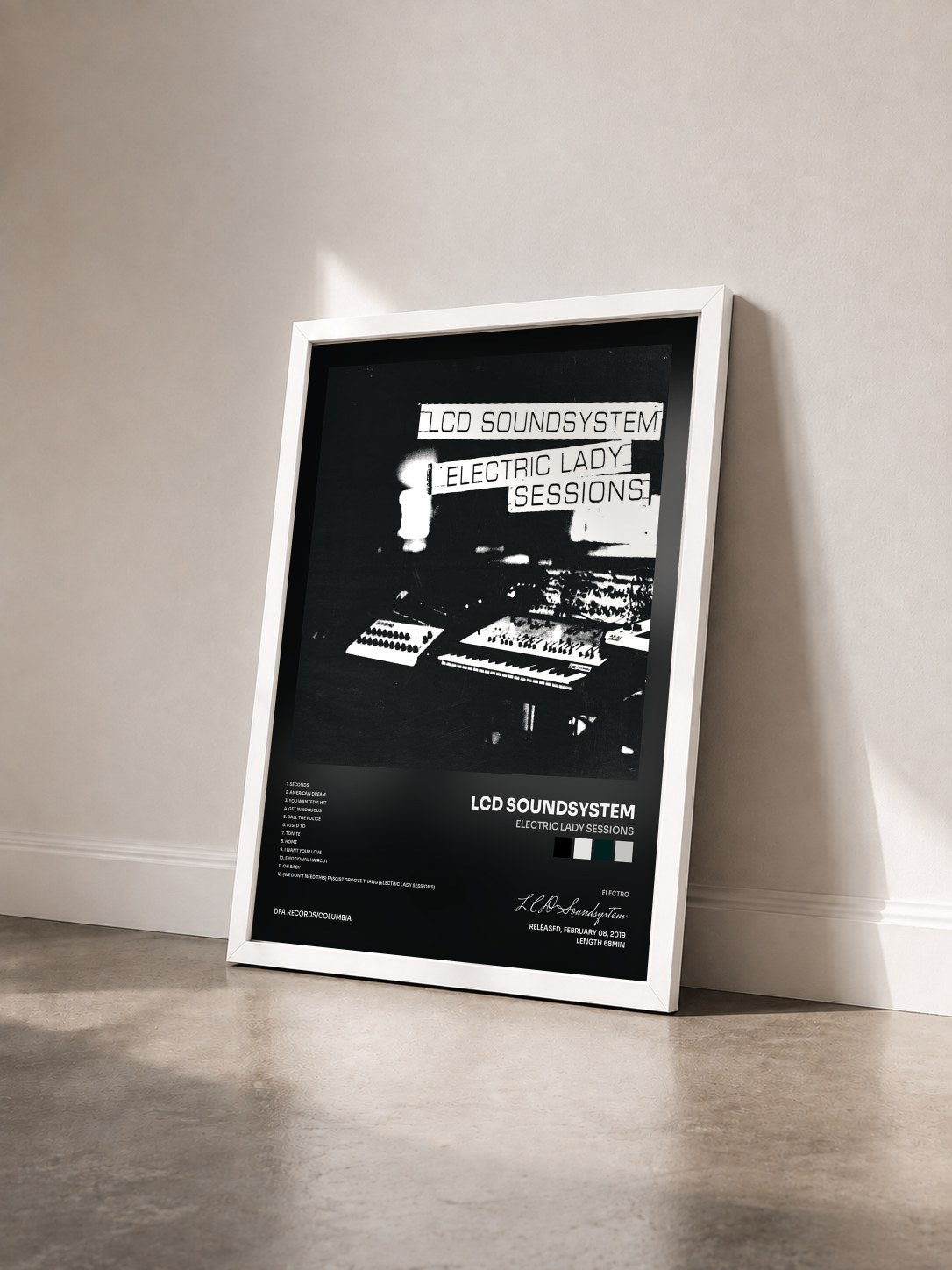 #blanc Tableau de l'album Electric Lady Sessions de LCD Soundsystem vu de trois quarts, cadre blanc