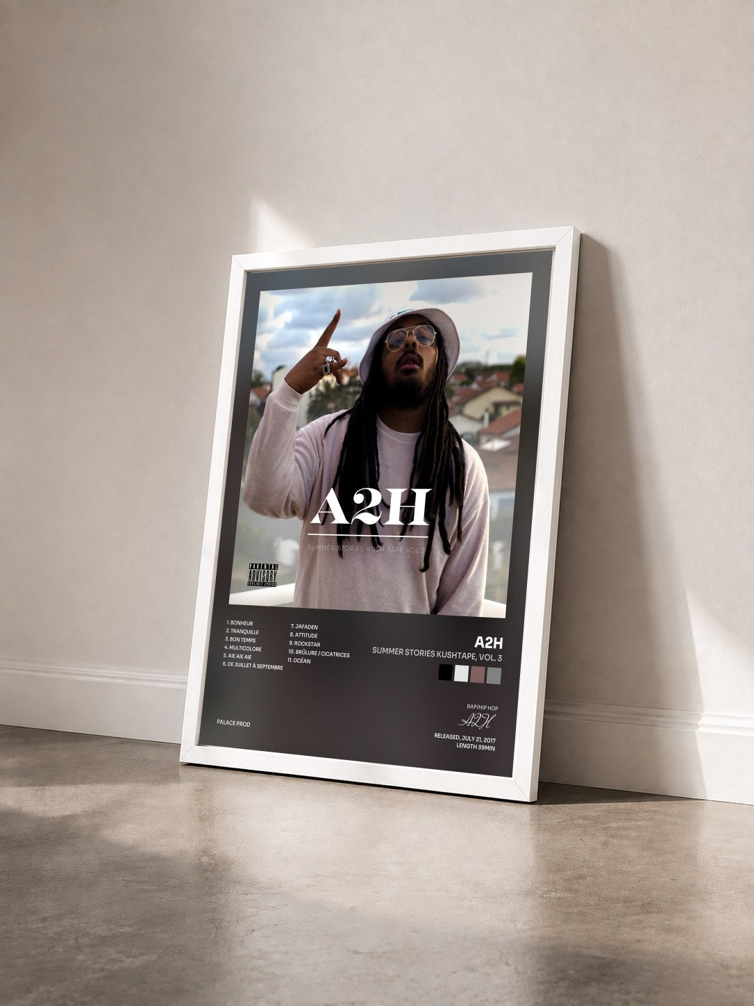 #blanc Tableau de l'album Summer Stories Kushtape, Vol. 3 de A2H vu de trois quarts, cadre blanc