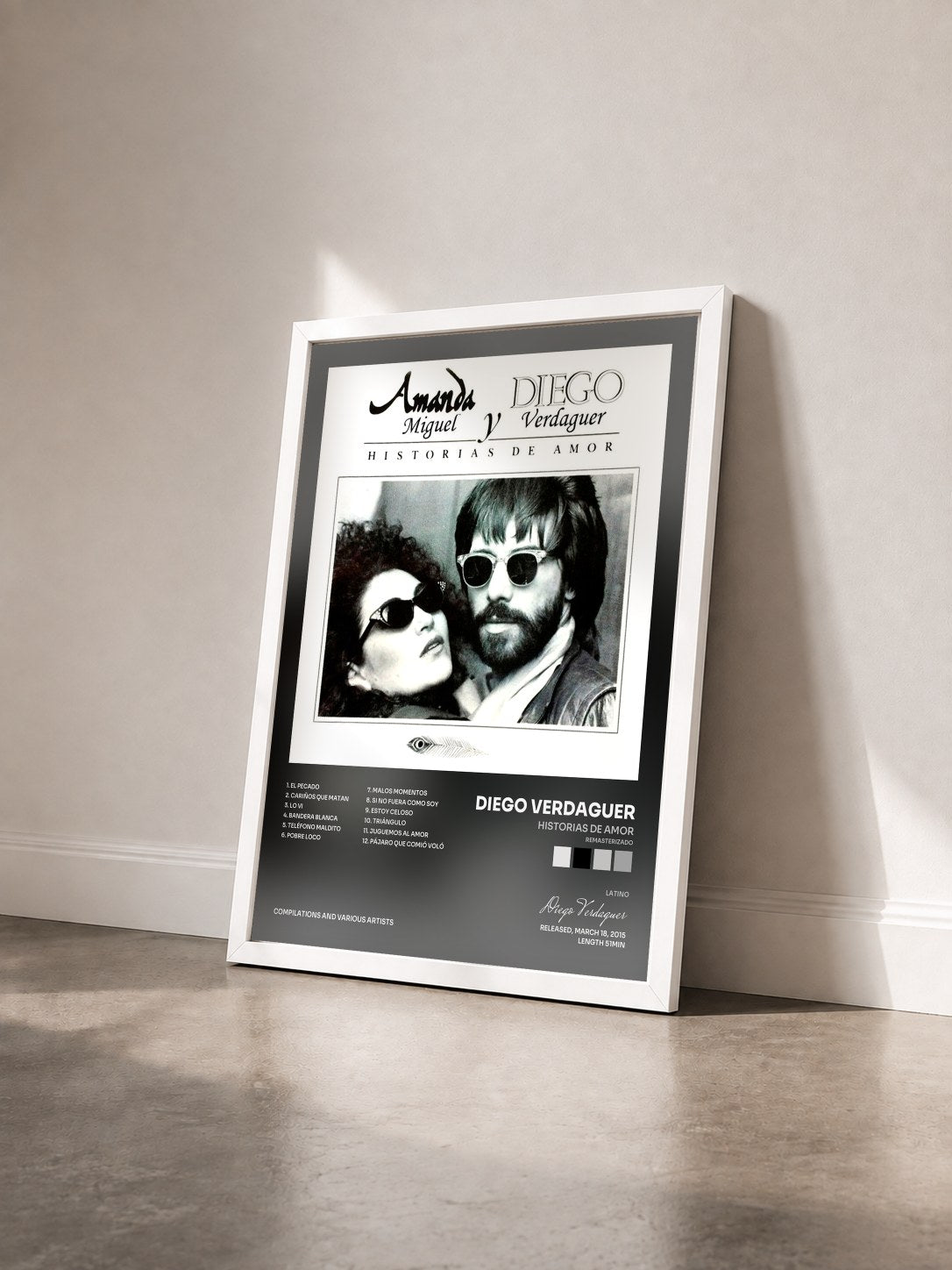 #blanc Tableau de l'album Historias De Amor (Remasterizado) de Diego Verdaguer vu de trois quarts, cadre blanc