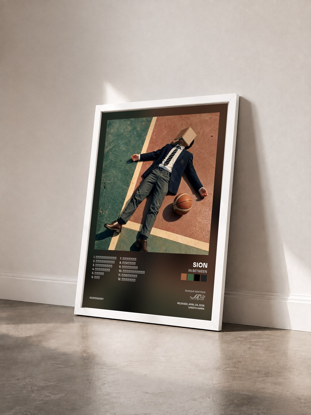 #blanc Tableau de l'album In Between de SION vu de trois quarts, cadre blanc