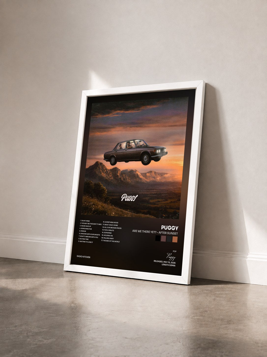 #blanc Tableau de l'album Are We There Yet? - After Sunset de Puggy vu de trois quarts, cadre blanc