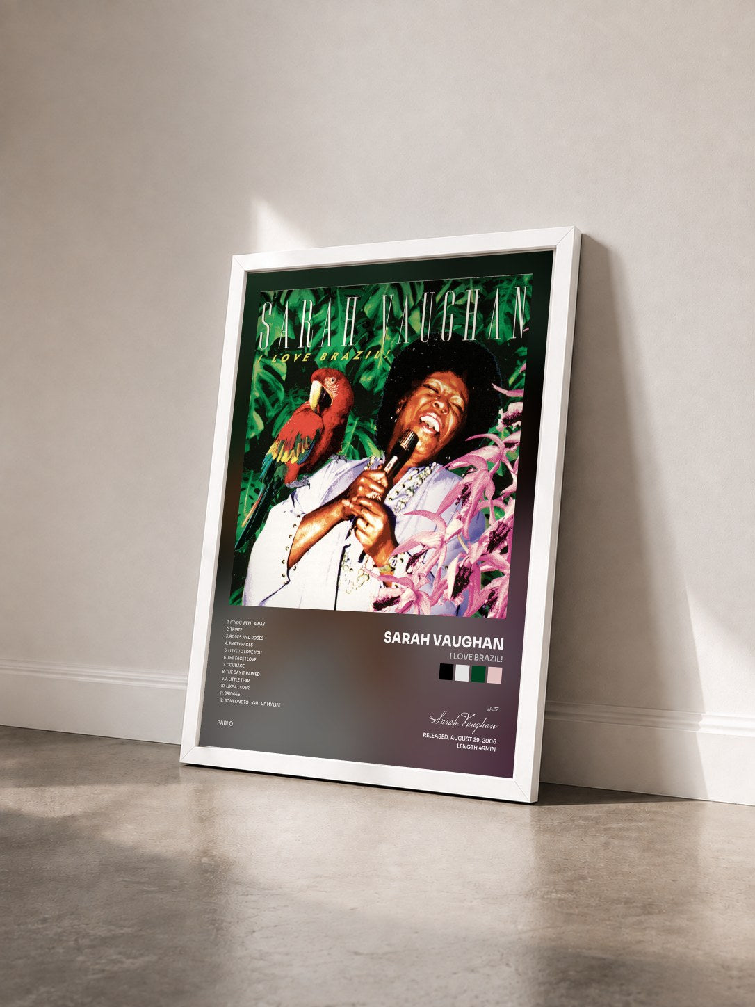 #blanc Tableau de l'album I Love Brazil! de Sarah Vaughan vu de trois quarts, cadre blanc