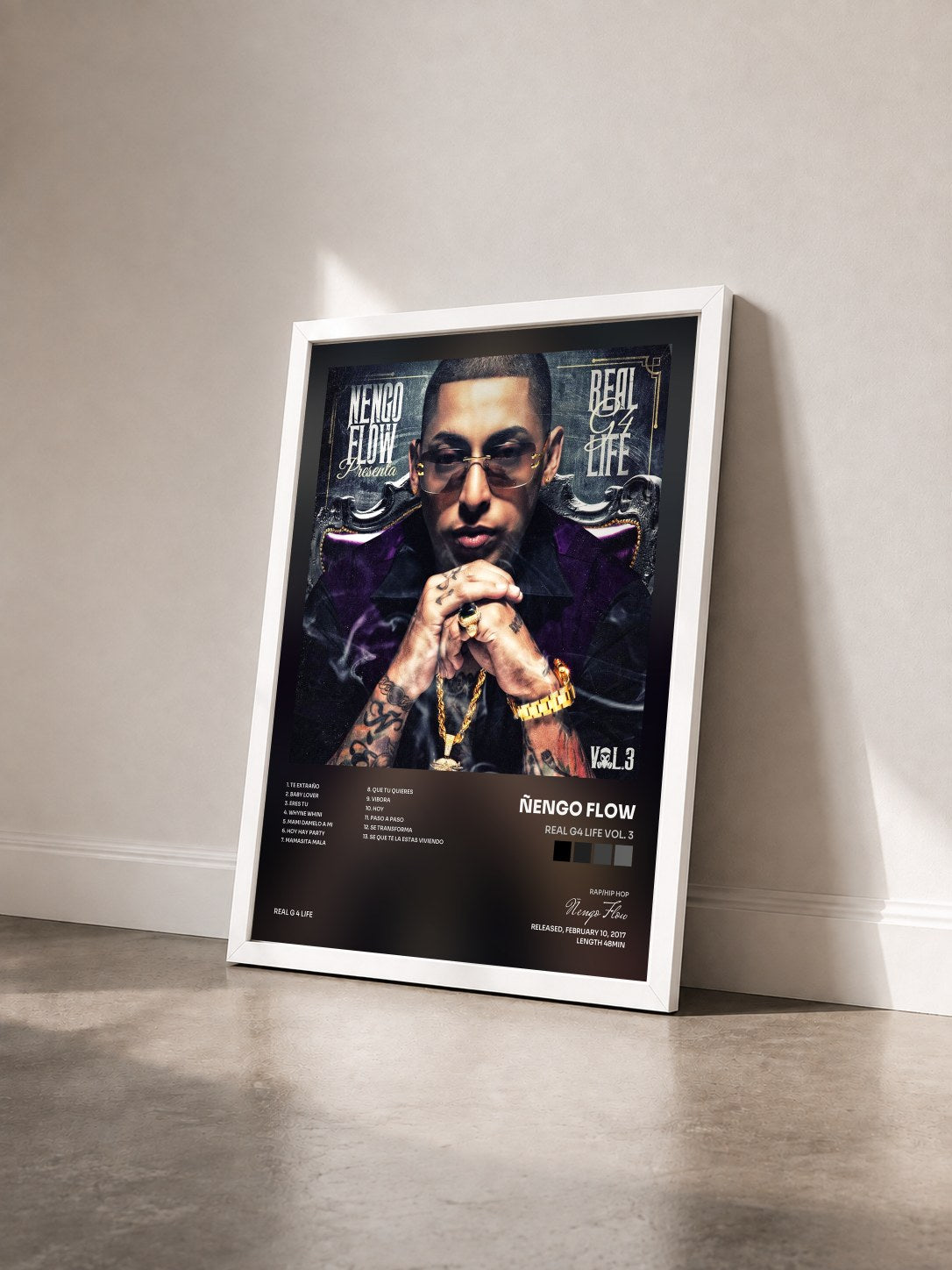 #blanc Tableau de l'album Real G4 Life Vol. 3 de Ñengo Flow vu de trois quarts, cadre blanc
