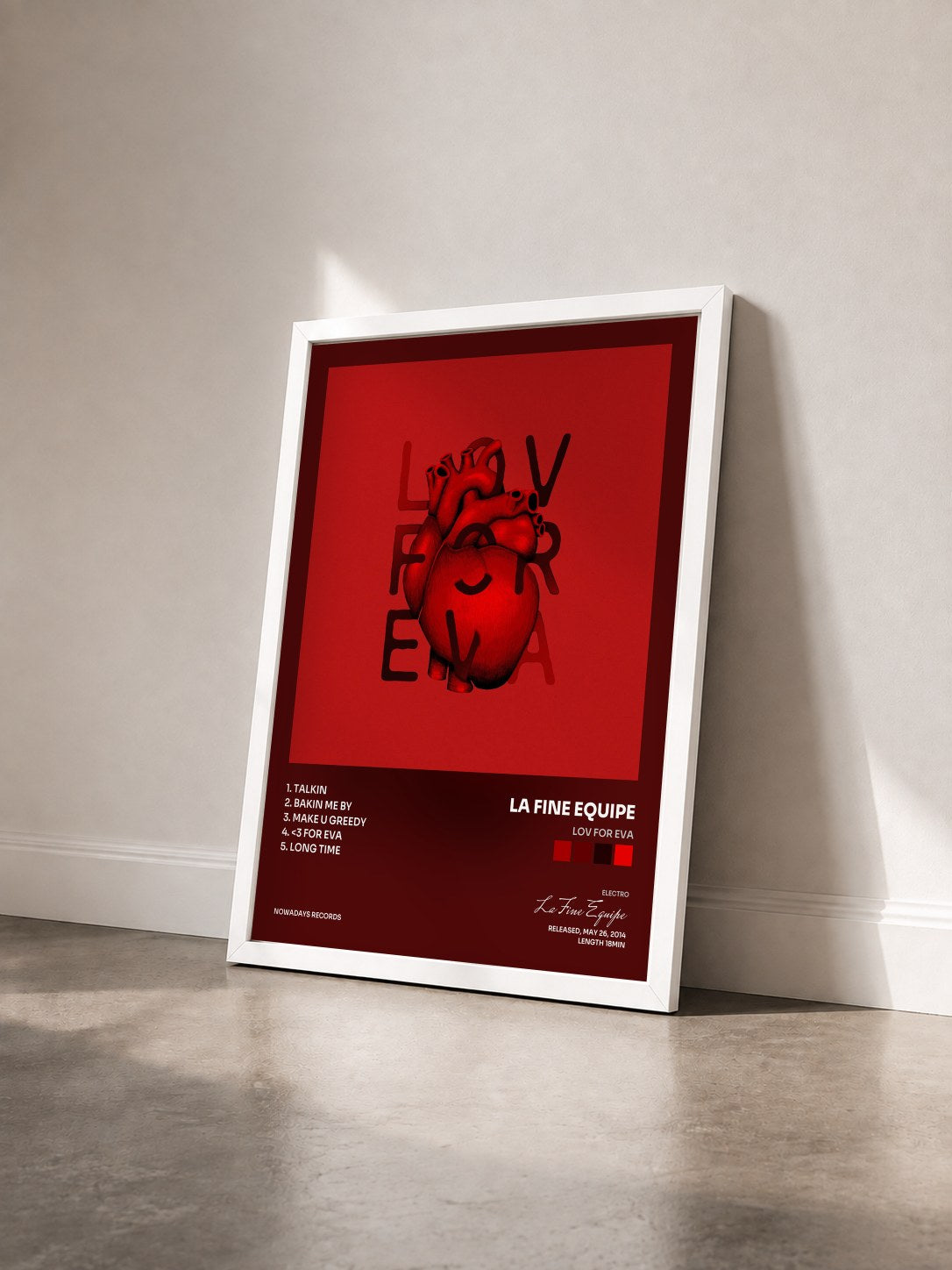 #blanc Tableau de l'album Lov for Eva de La Fine Equipe vu de trois quarts, cadre blanc