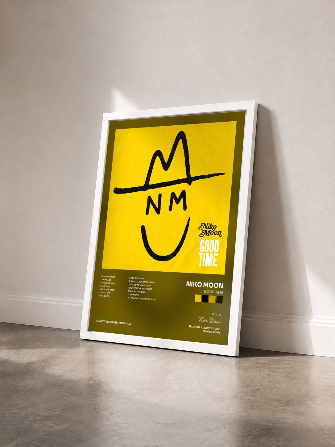 #blanc Tableau de l'album GOOD TIME de Niko Moon vu de trois quarts, cadre blanc
