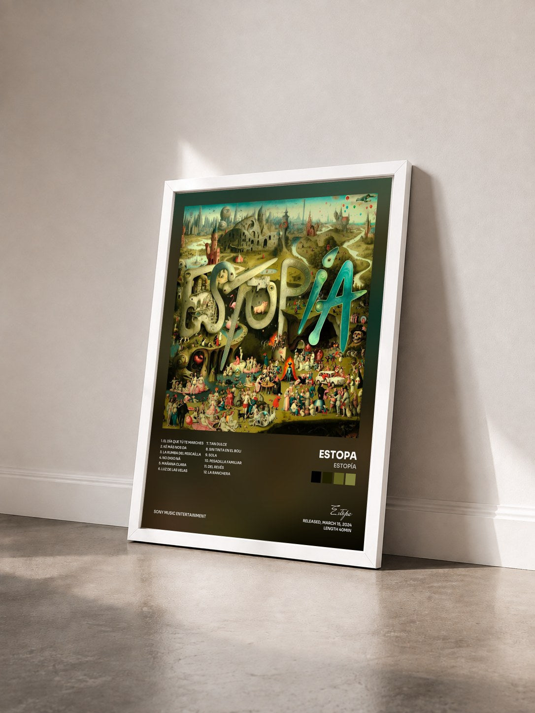 #blanc Tableau de l'album Estopía de Estopa vu de trois quarts, cadre blanc