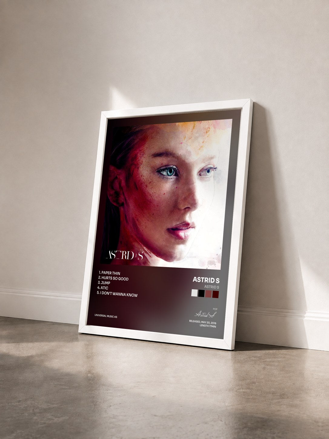 #blanc Tableau de l'album Astrid S de Astrid S vu de trois quarts, cadre blanc