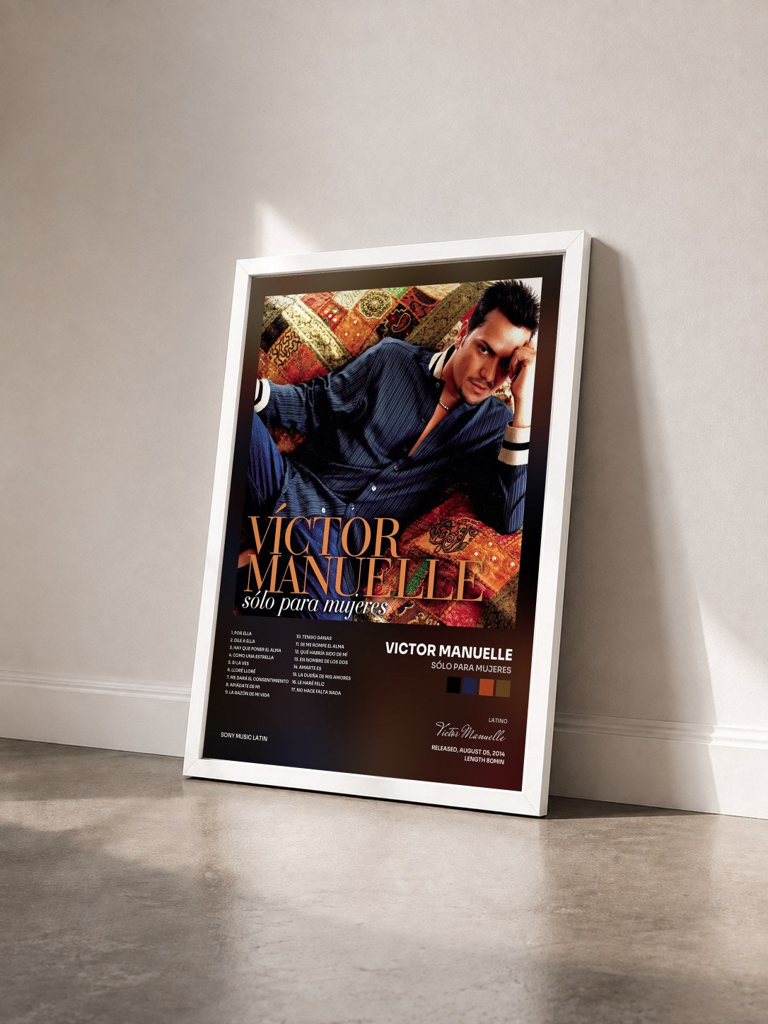 #blanc Tableau de l'album Sólo para Mujeres de Victor Manuelle vu de trois quarts, cadre blanc