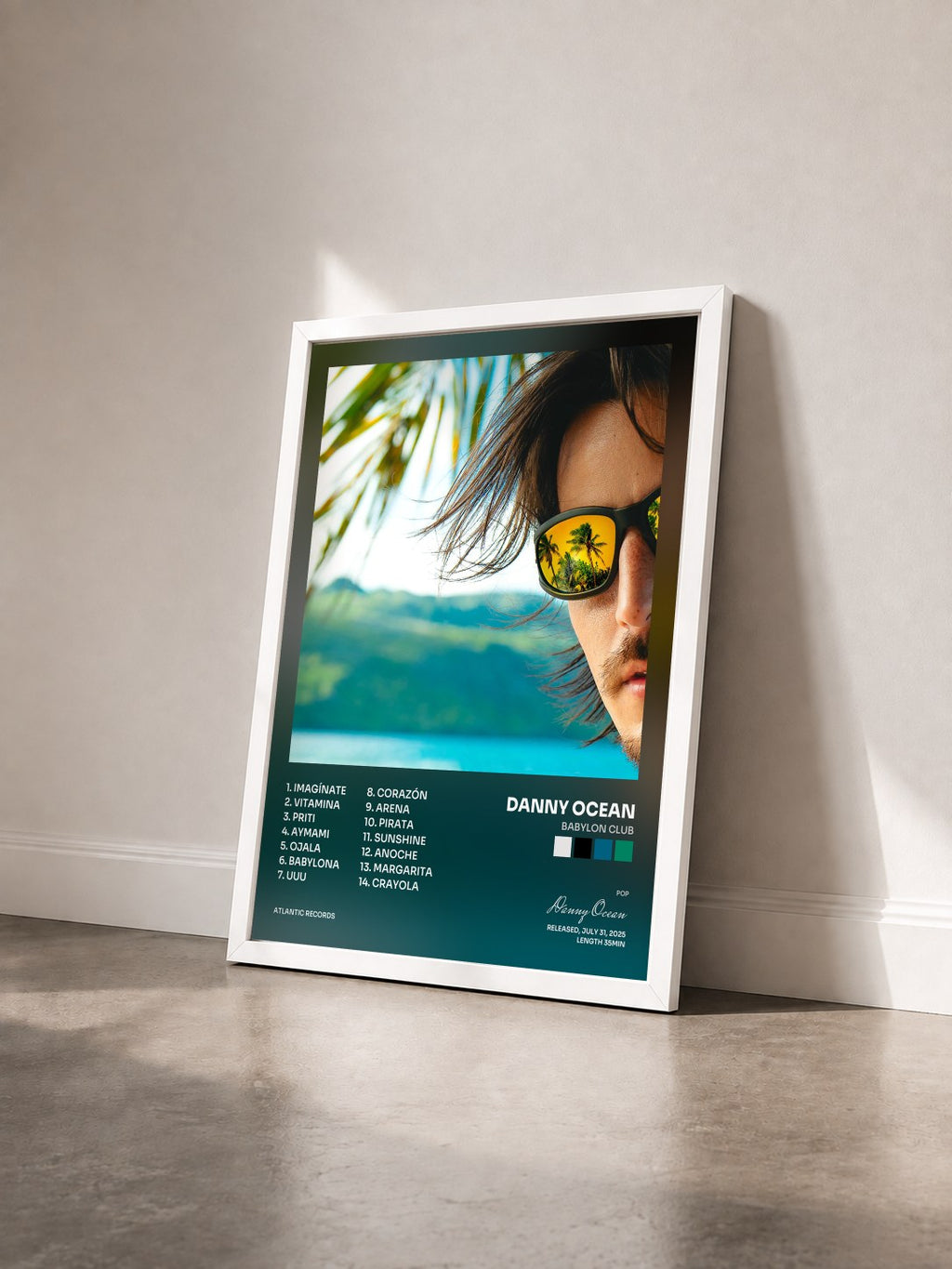 #blanc Tableau de l'album Babylon Club de Danny Ocean vu de trois quarts, cadre blanc