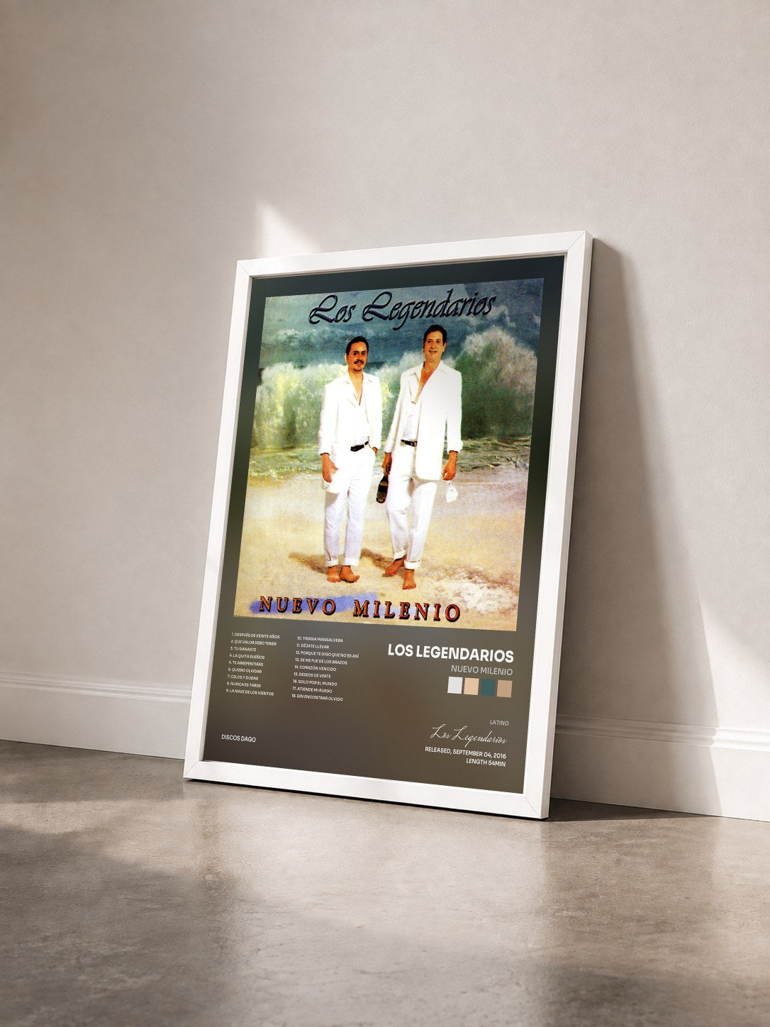 #blanc Tableau de l'album Nuevo Milenio de Los Legendarios vu de trois quarts, cadre blanc
