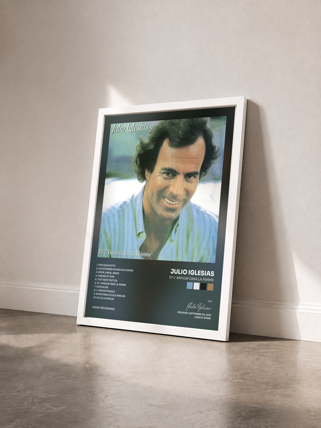 #blanc Tableau de l'album Et L' Amour Crea La Femme de Julio Iglesias vu de trois quarts, cadre blanc
