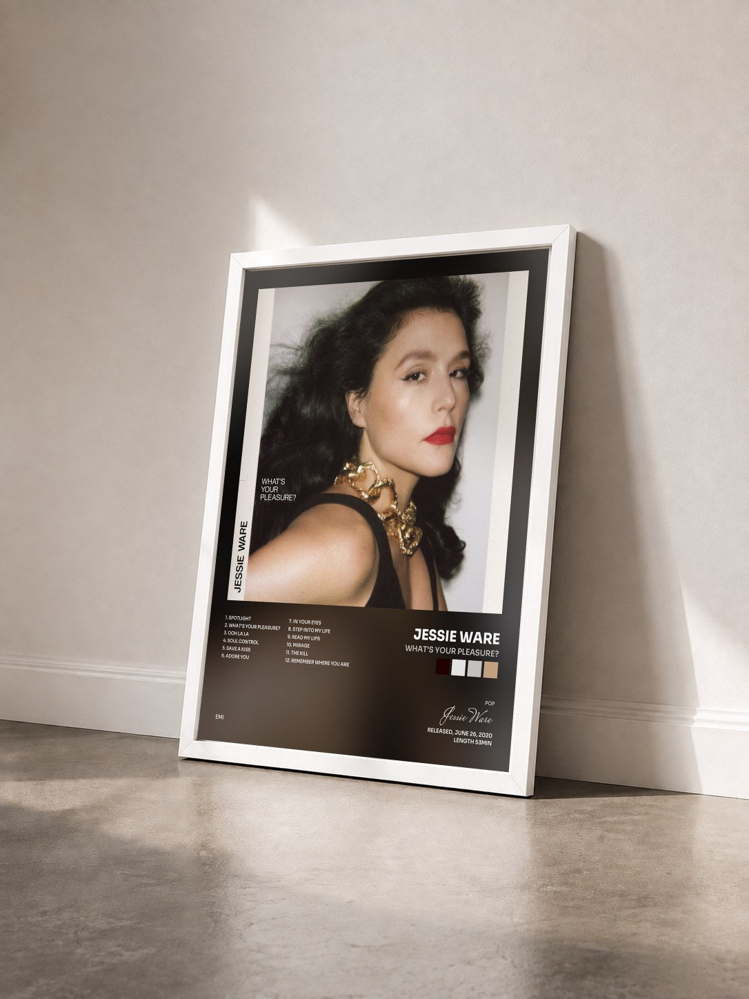 #blanc Tableau de l'album What's Your Pleasure? de Jessie Ware vu de trois quarts, cadre blanc