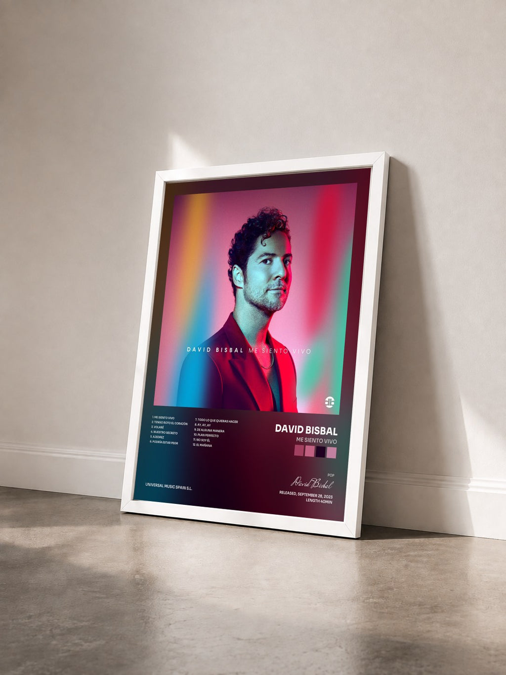#blanc Tableau de l'album Me Siento Vivo de David Bisbal vu de trois quarts, cadre blanc