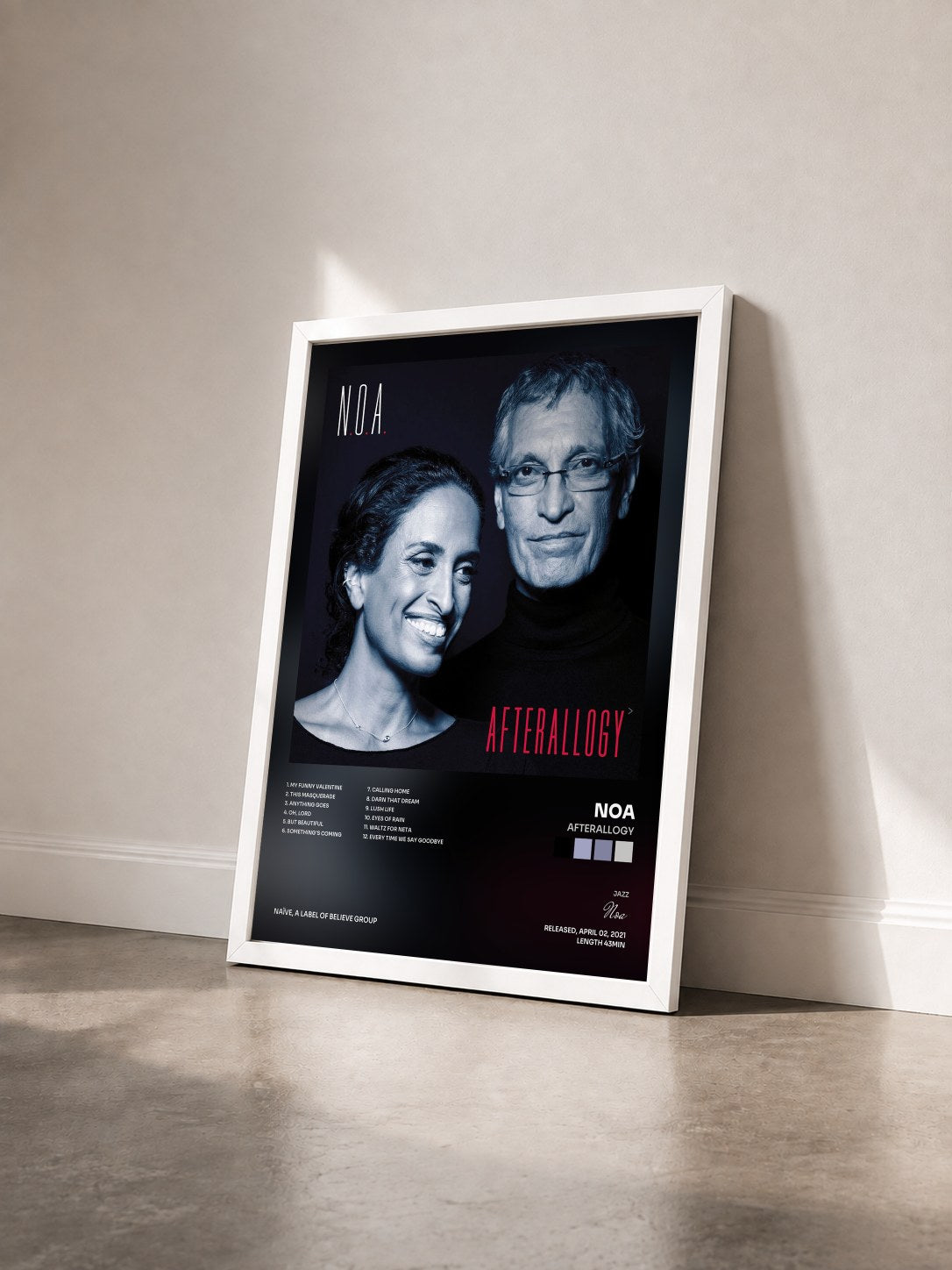 #blanc Tableau de l'album Afterallogy de Noa vu de trois quarts, cadre blanc