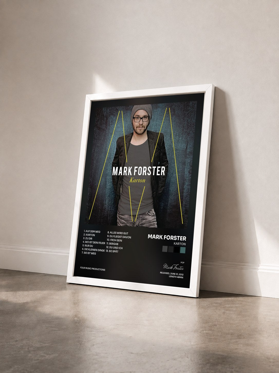 #blanc Tableau de l'album Karton de Mark Forster vu de trois quarts, cadre blanc