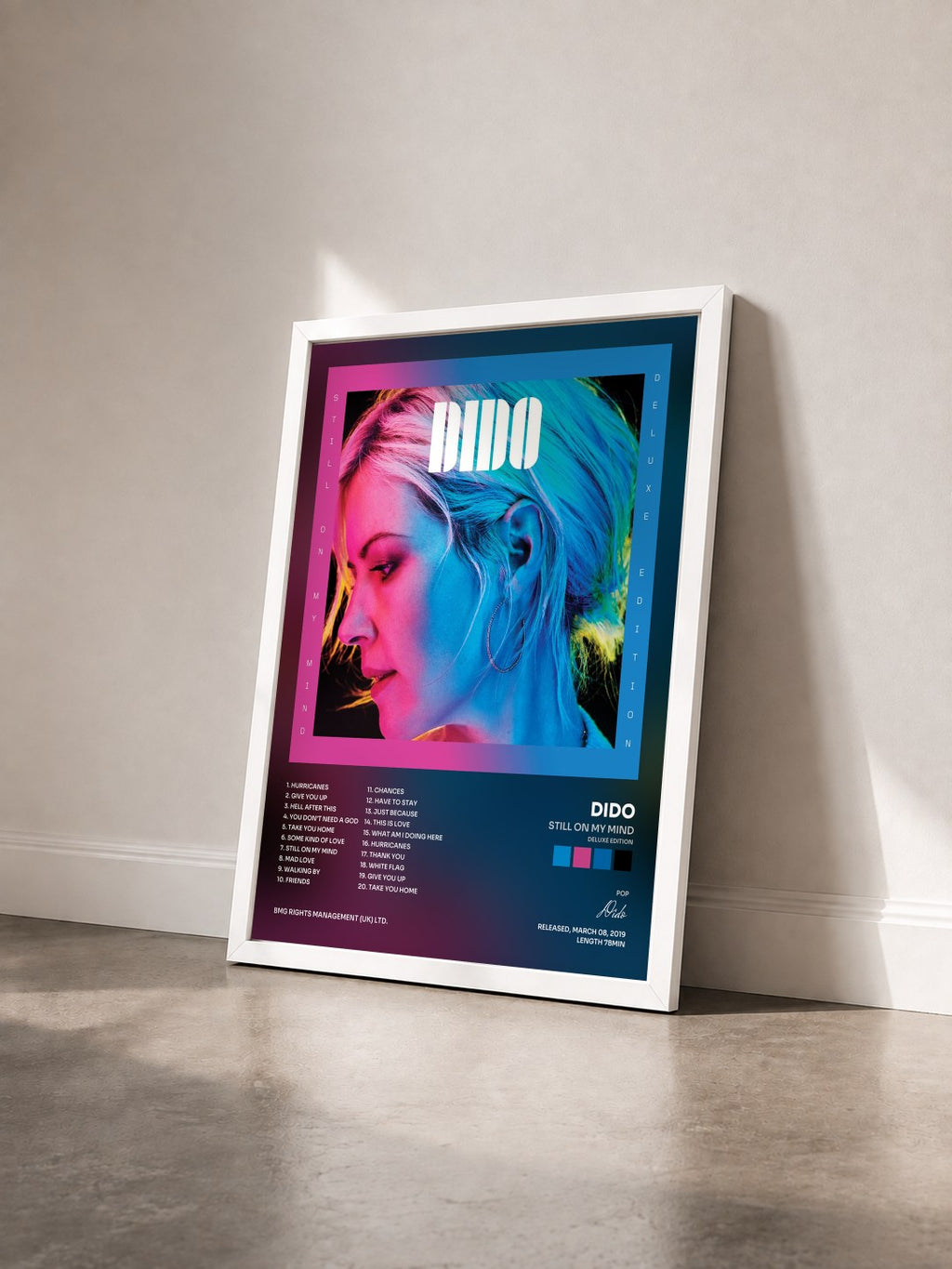#blanc Tableau de l'album Still on My Mind (Deluxe Edition) de Dido vu de trois quarts, cadre blanc
